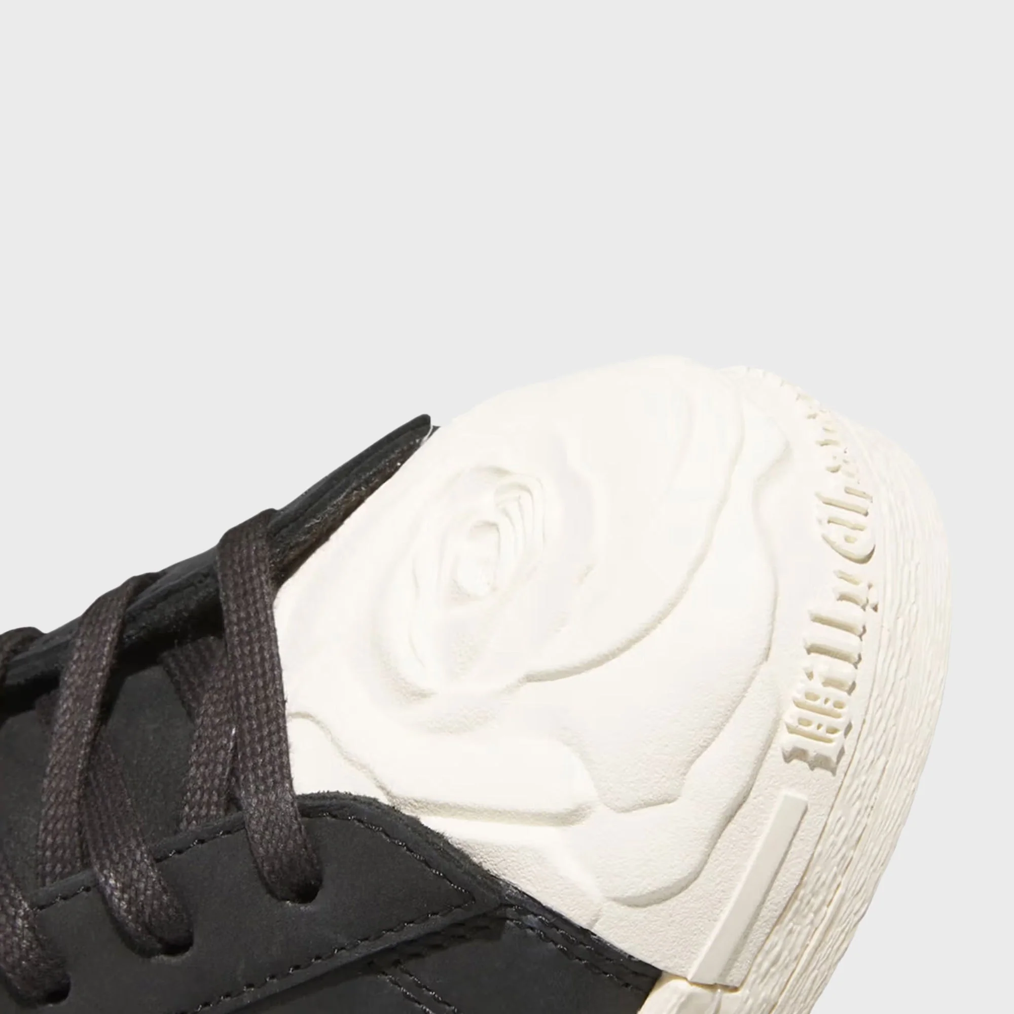 adidas x Willy Chavarria Superstar - Core Black / Off White / Gold Metallic - Image 5
