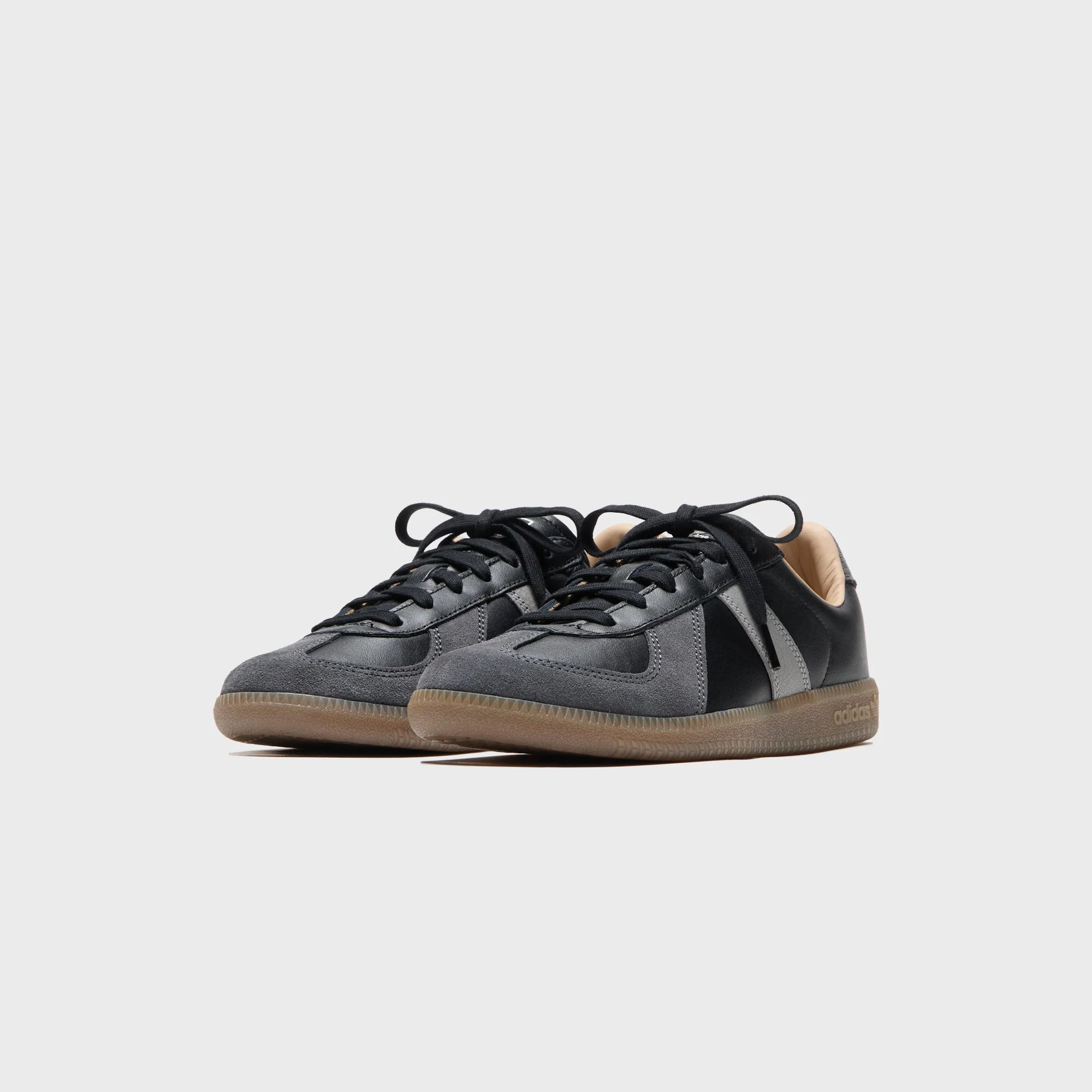 adidas BW Army - Core Black / Charcoal Solid Grey / Gum - Image 2