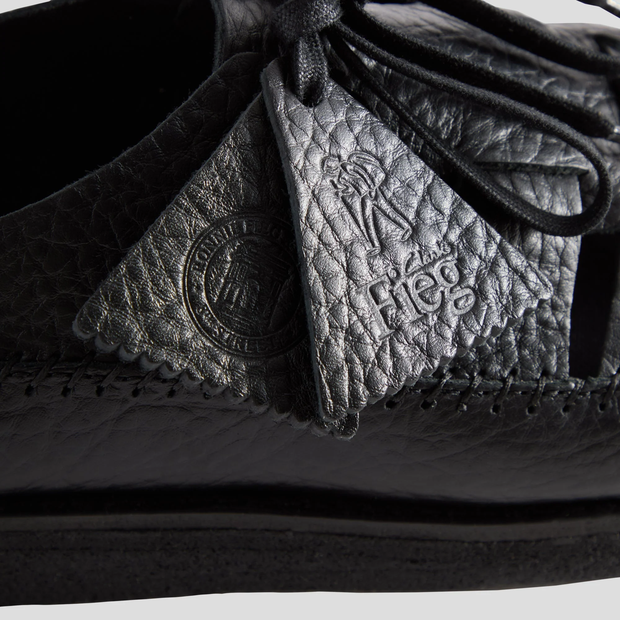 PRE-ORDER | 8th St by Ronnie Fieg for Clarks Originals Ridgevale - Black - Image 11