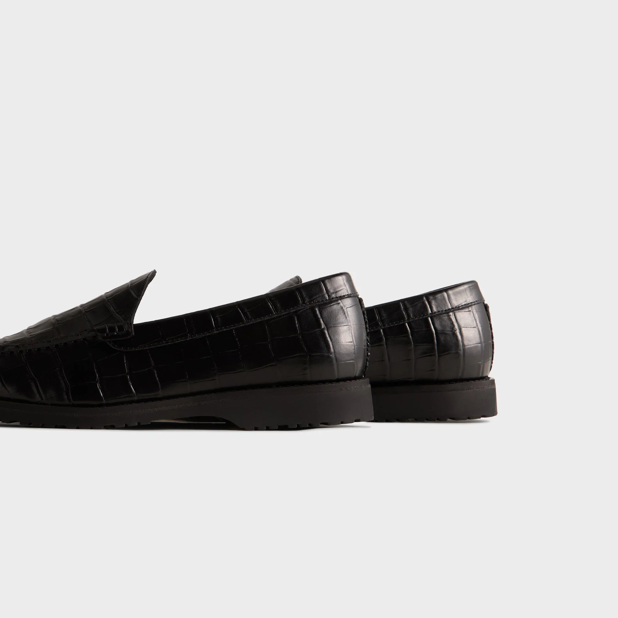 8th St by Ronnie Fieg for Clarks Originals Bristol Loafer - Black Croc - Image 3
