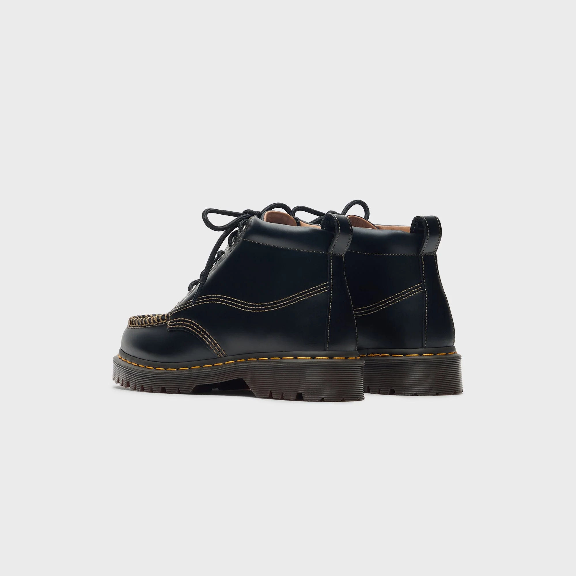 Dr. Martens Lowell Chukka - Black Orleans - Image 4