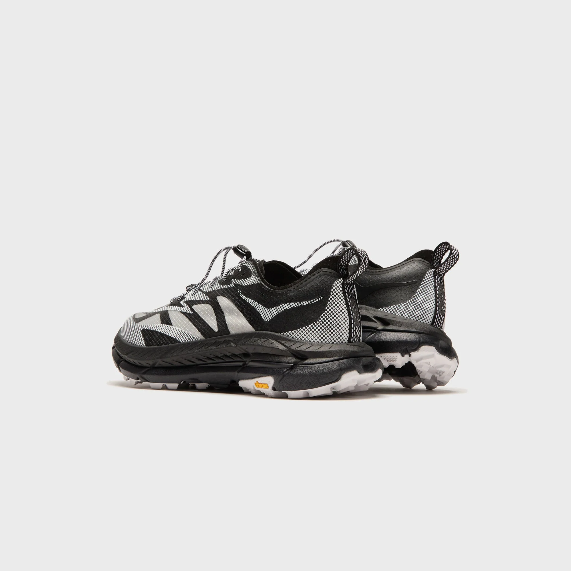 HOKA U Mafate Speed 4 Lite Ts - Black / White - Image 4