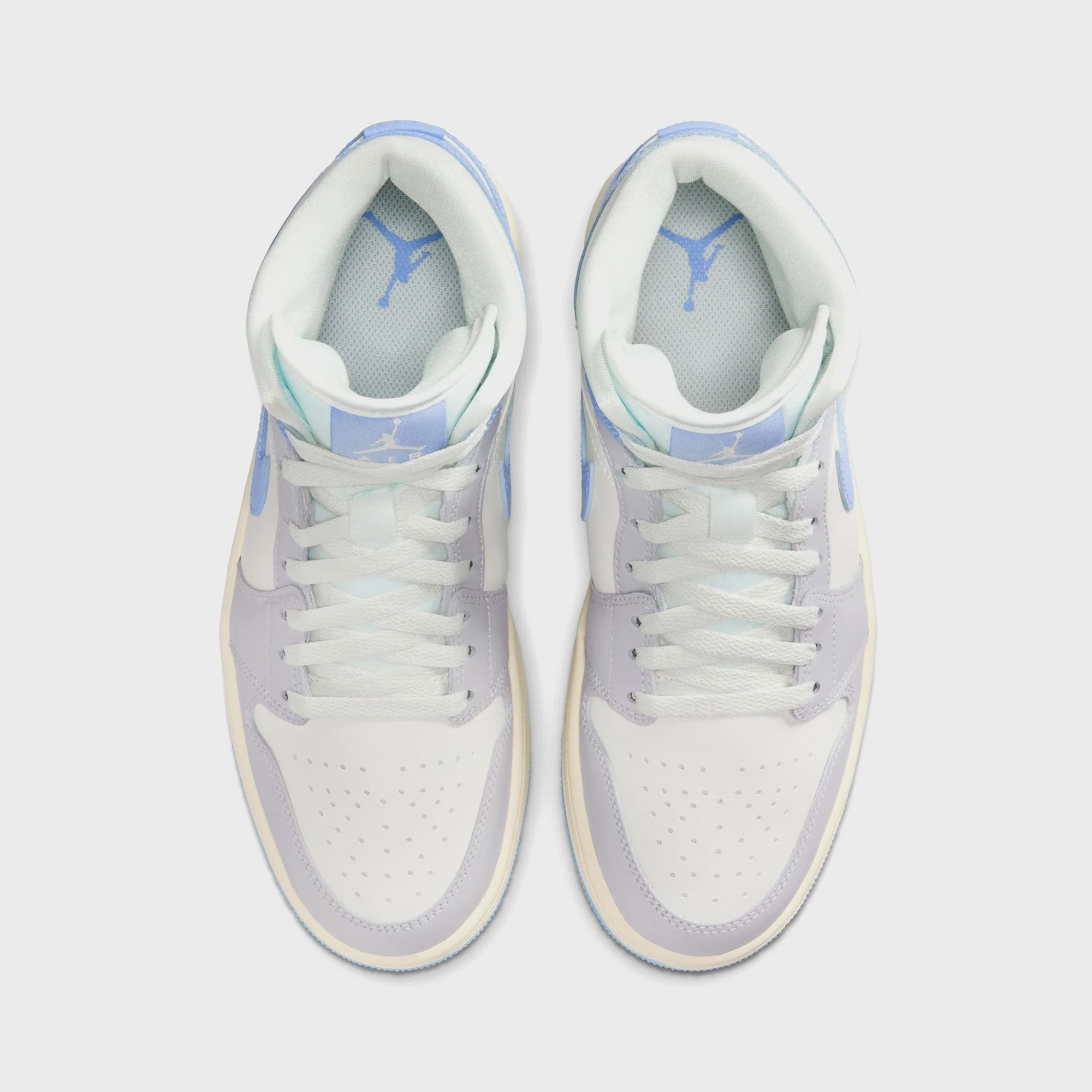 Nike WMNS Air Jordan 1 Mid - Psychic Blue / Sail / Coconut Milk / Neutral Grey - Image 4