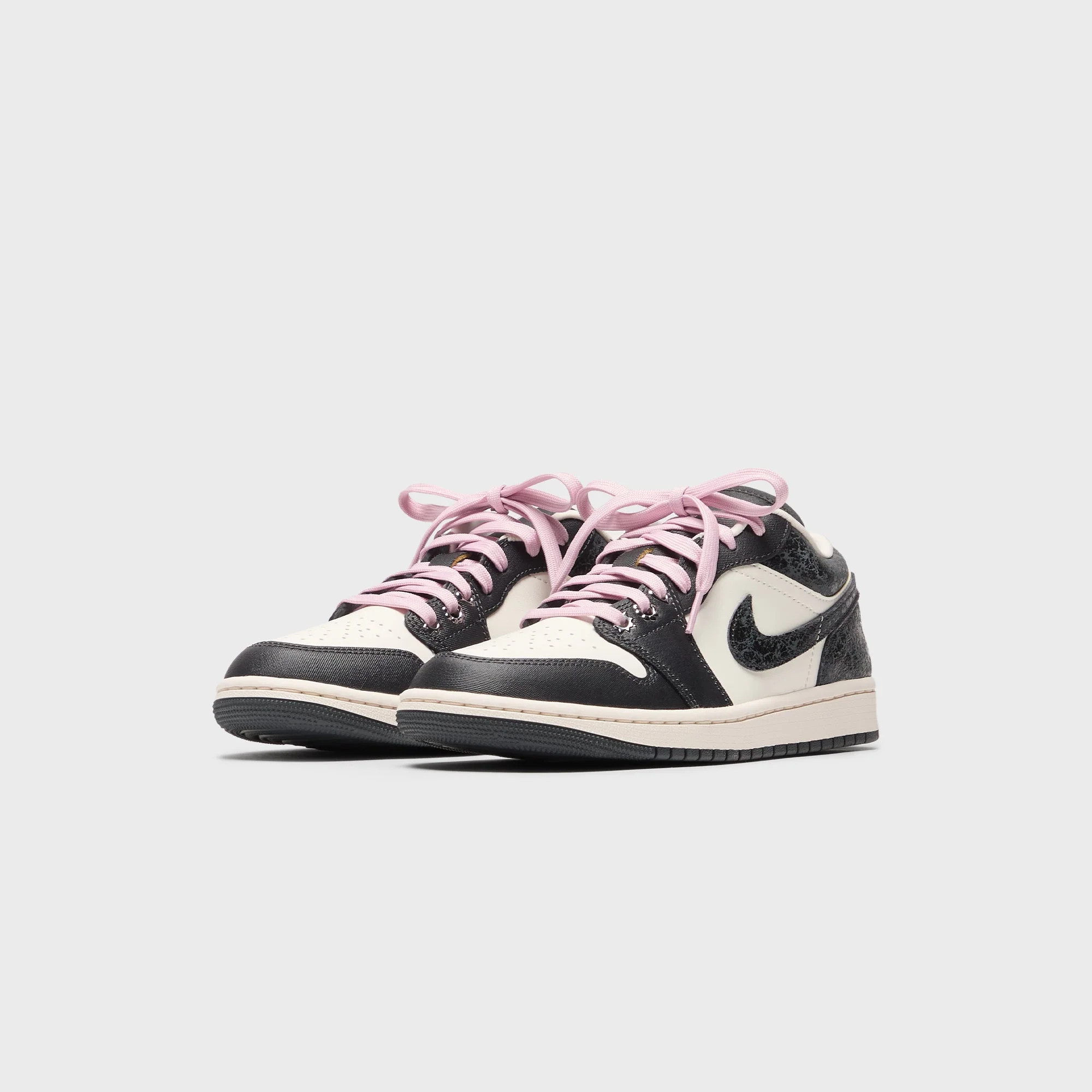 Jordan WMNS Air Jordan 1 Low - Iced Carmine / White / Elemental Pink / Sail - Image 11