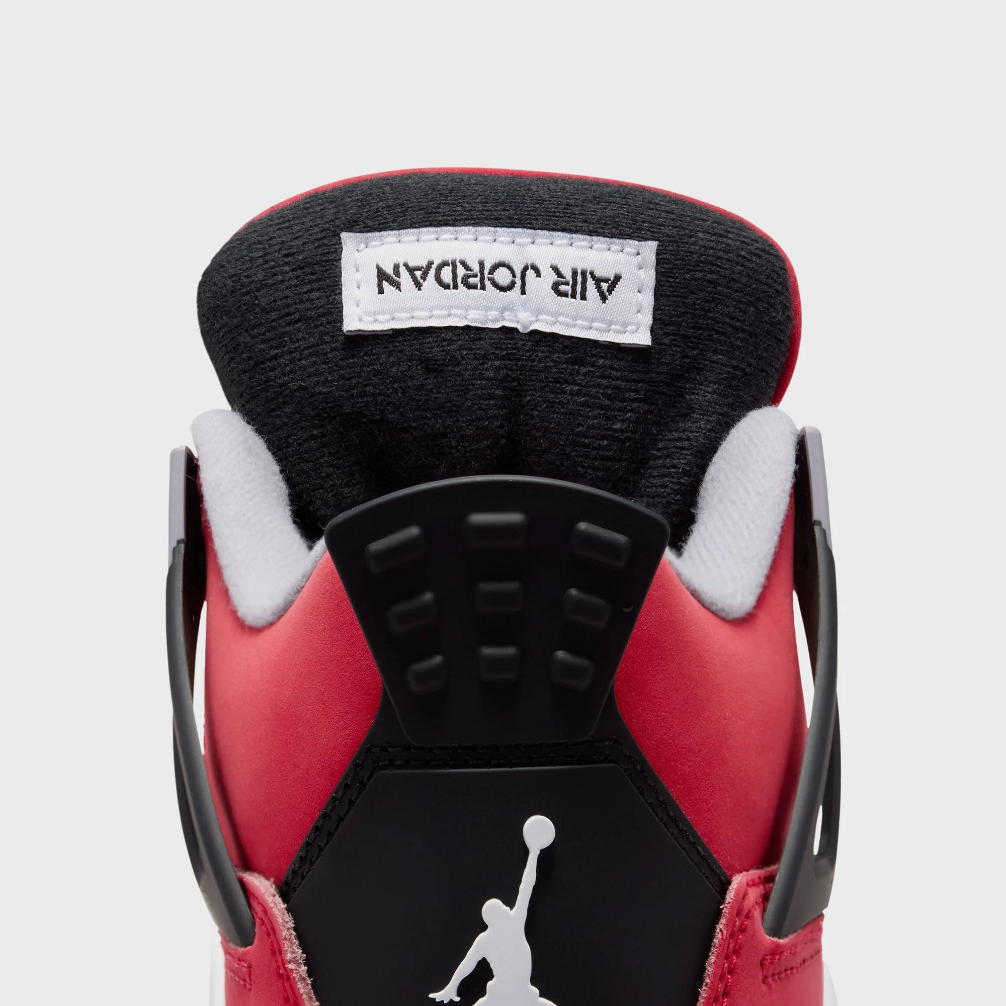 Jordan GS Air Jordan 4 - Fire Red / White / Black / Cement Grey - Image 8