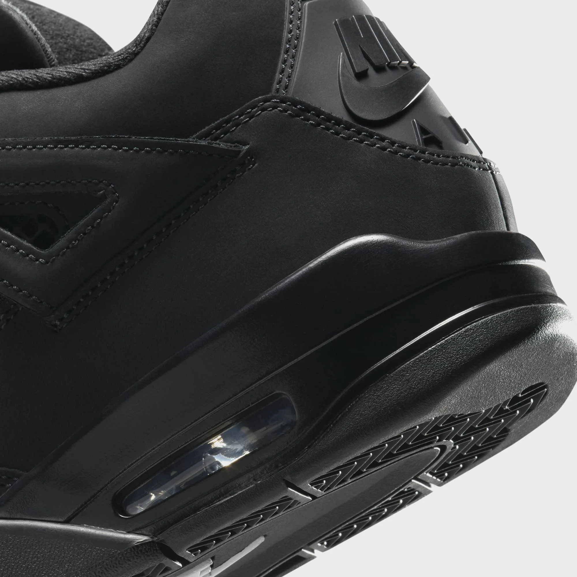 Jordan Air Jordan 4 Retro - Black / Light Graphite - Image 7