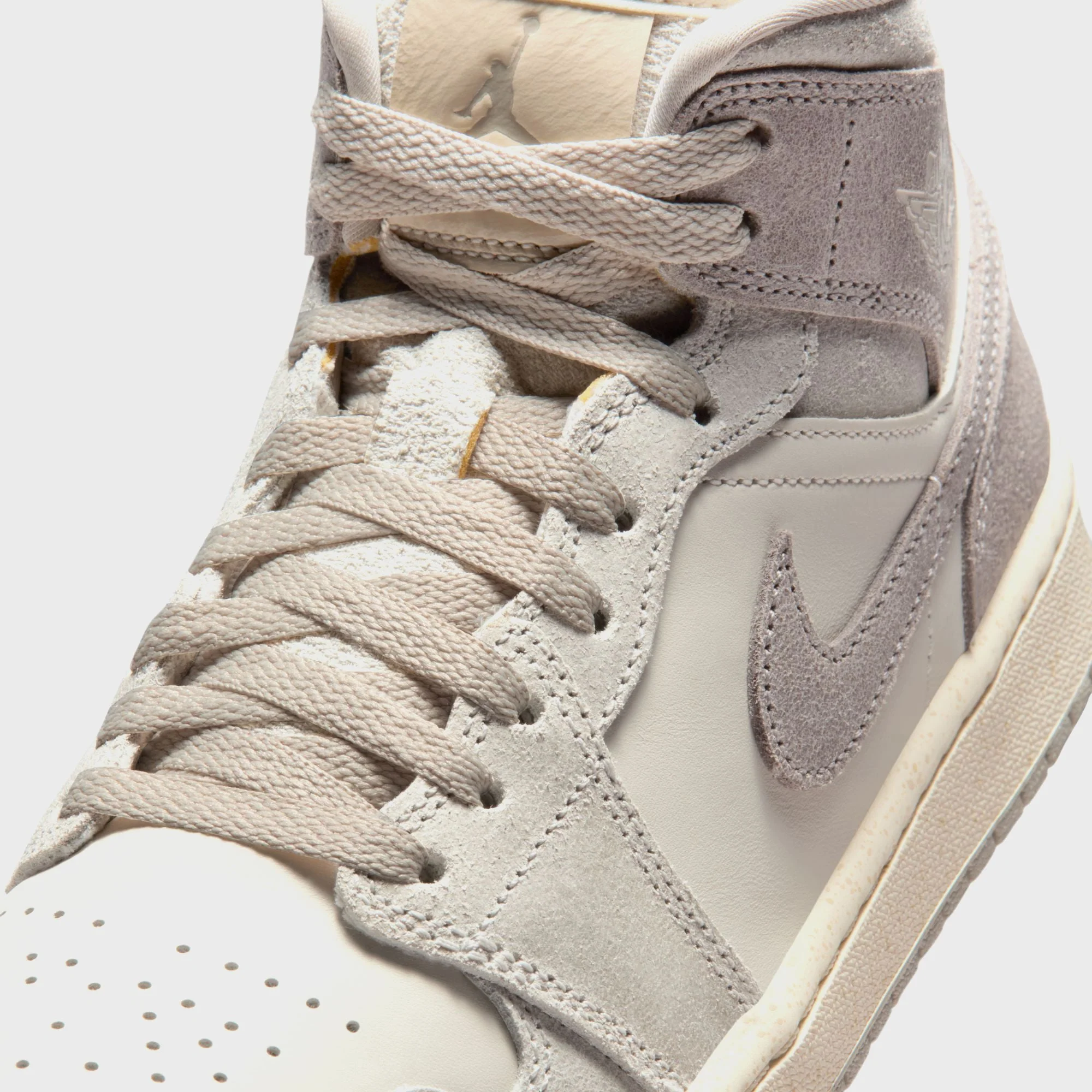 Nike WMNS Air Jordan 1 Mid SE - Light Iron Ore / Pale Ivory / Oatmeal / Enigma Stone - Image 7