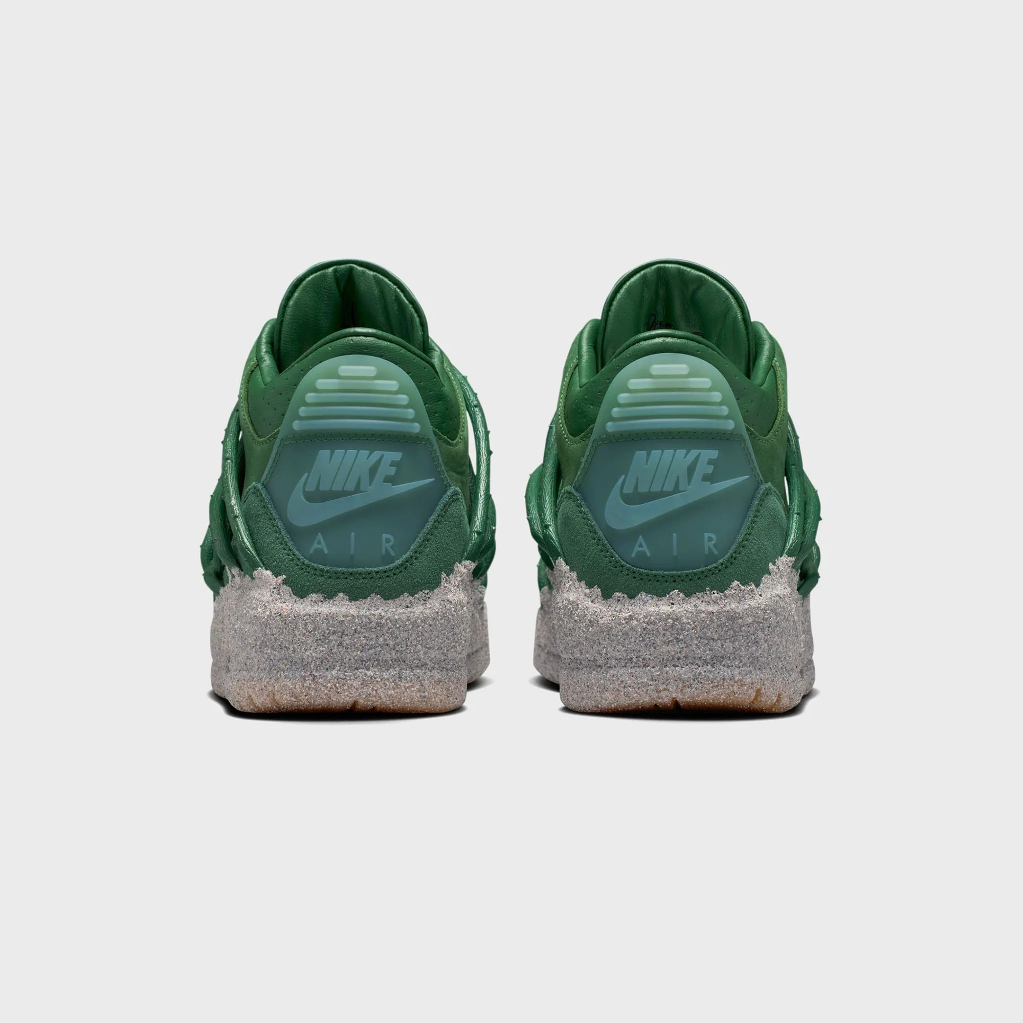 Jordan x Teyana Taylor WMNS Air Jordan 3 - Fir / Fire Red / Victory Green / Cement Grey - Image 4