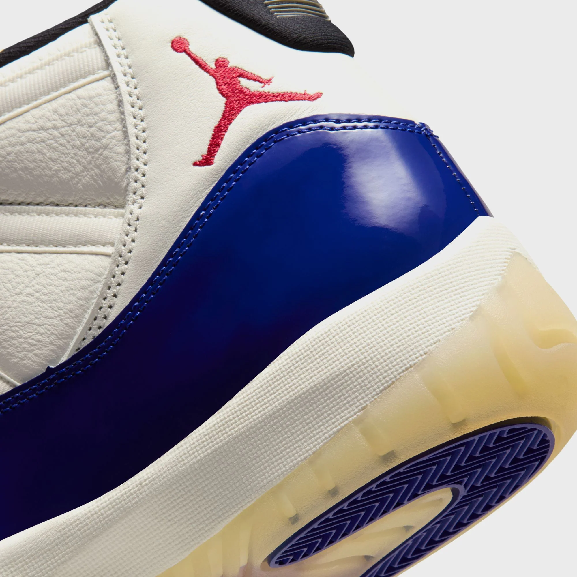 Jordan Air Jordan 11 Retro - Deep Royal Blue / Fire Red / Black - Image 7