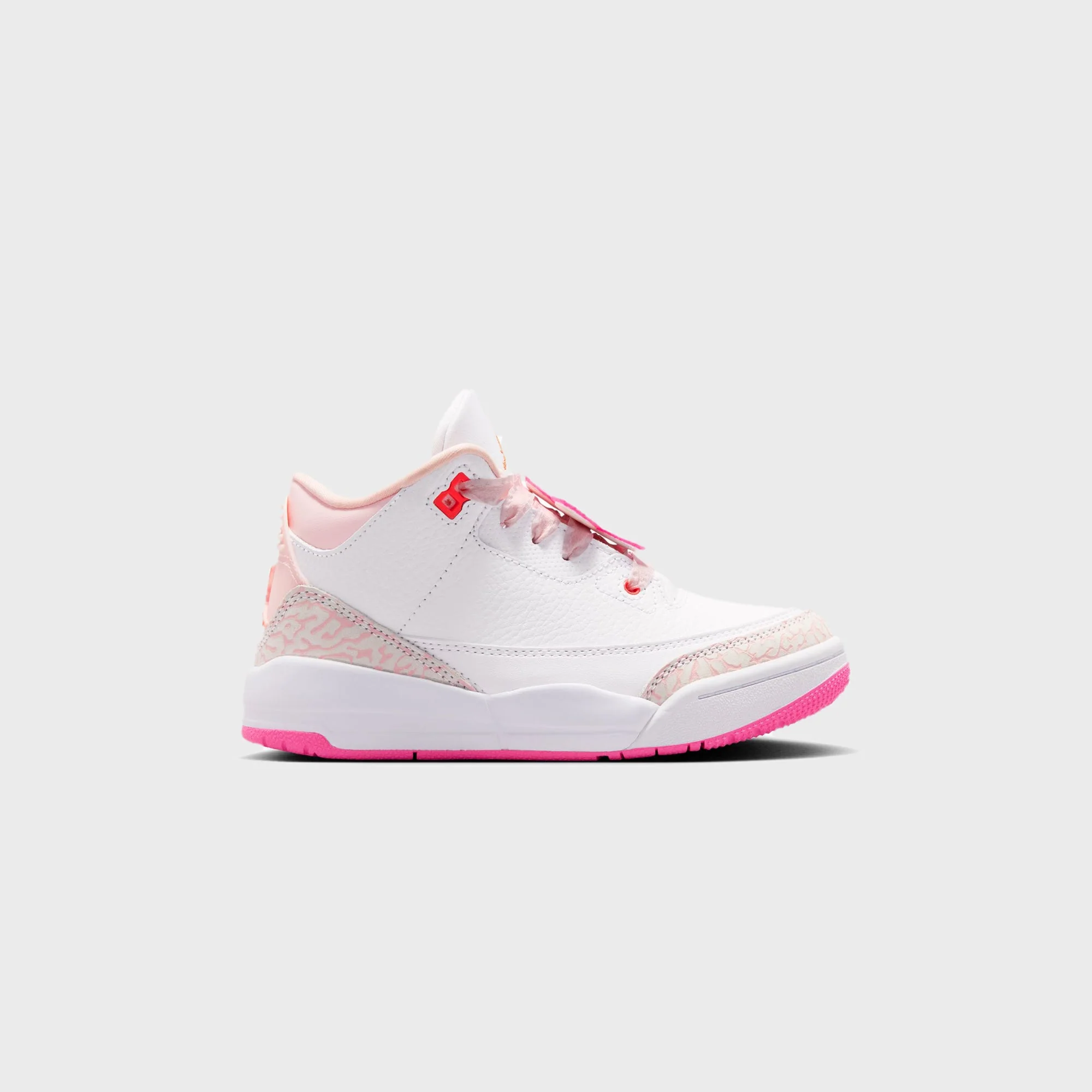 Jordan PS Jordan 3 Retro - Pearl Pink / Hyper Orange / Pink Bloom