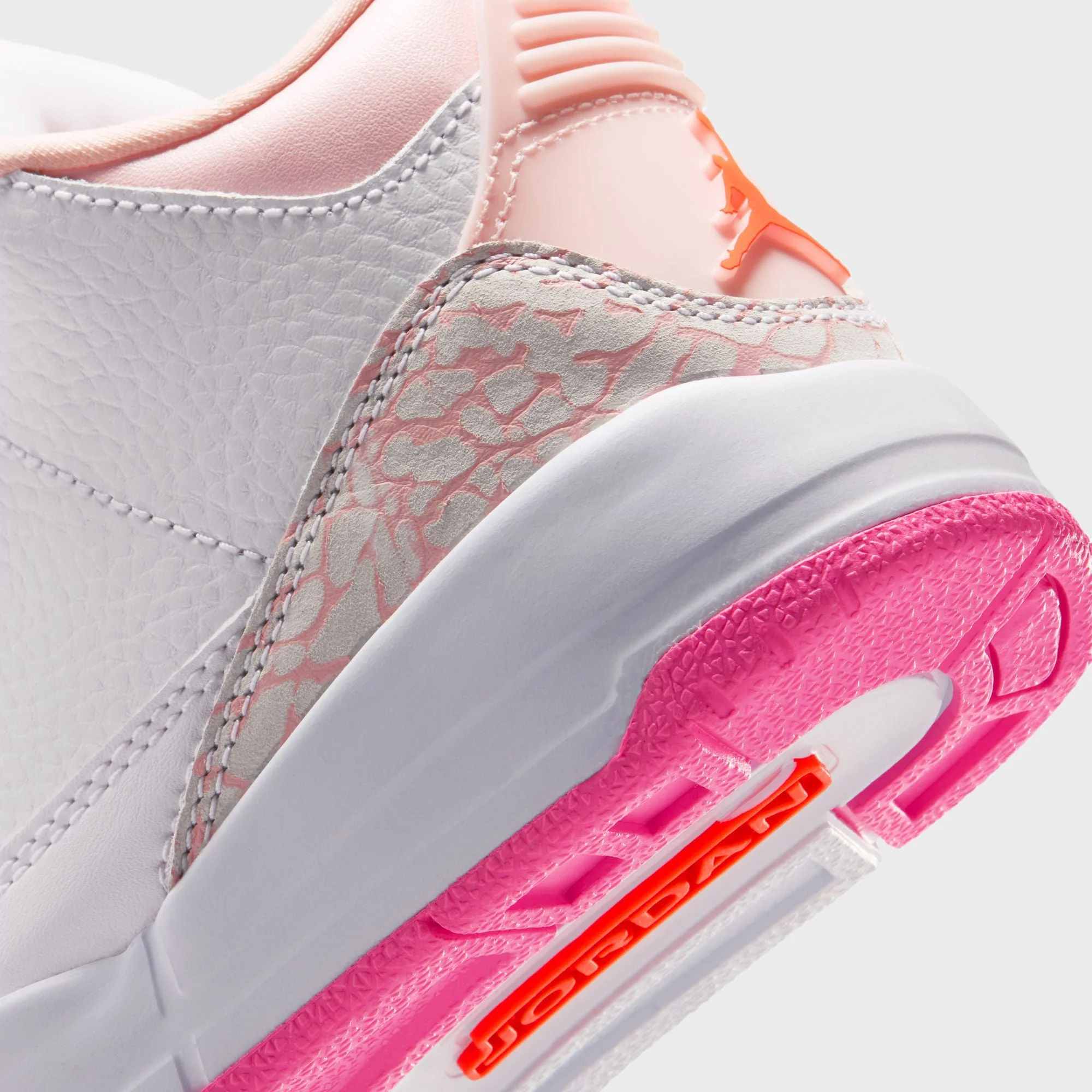 Jordan PS Jordan 3 Retro - Pearl Pink / Hyper Orange / Pink Bloom - Image 7