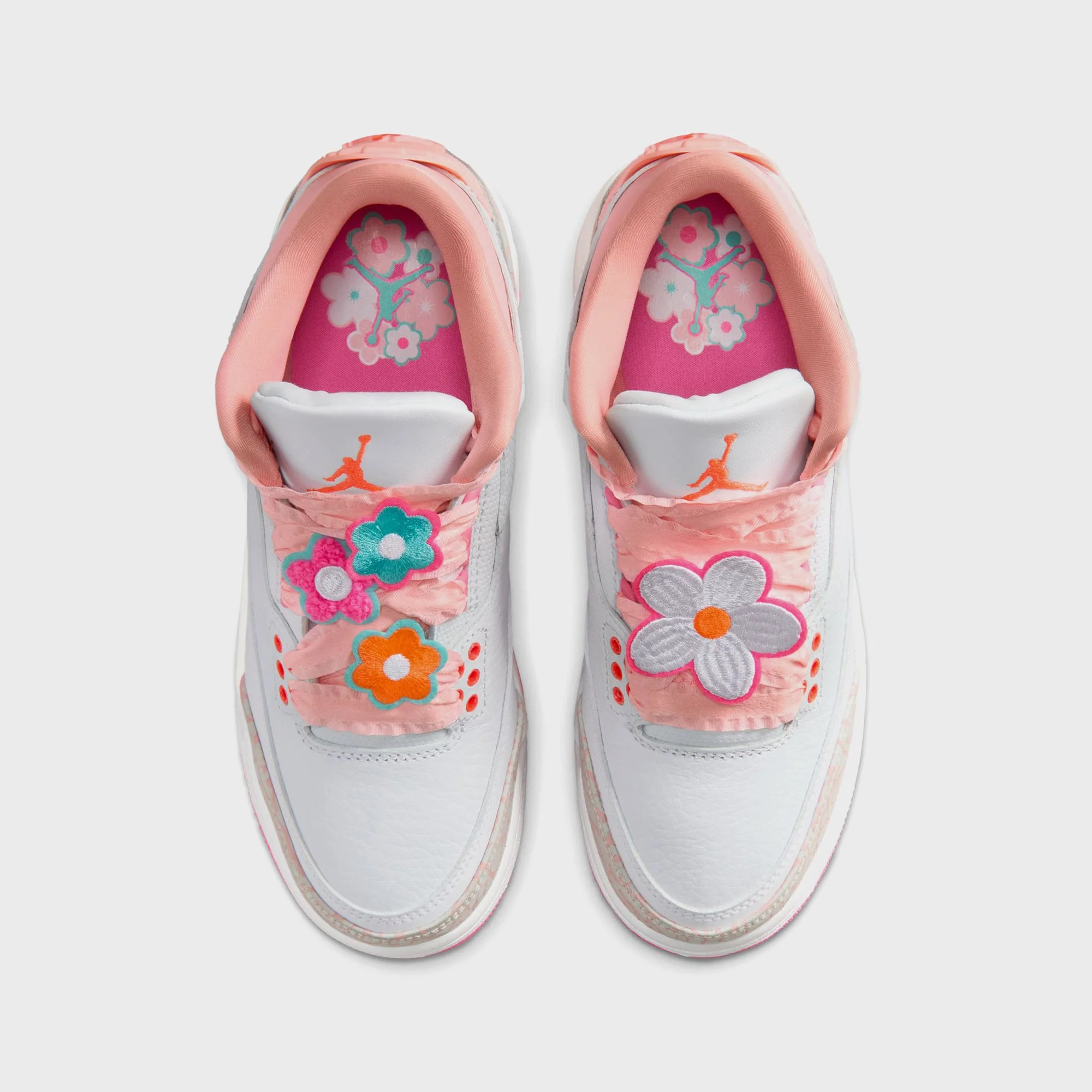 Jordan GS Air Jordan 3 Retro - Pearl Pink / Hyper Orange / Pink Bloom / Pink Glow - Image 4