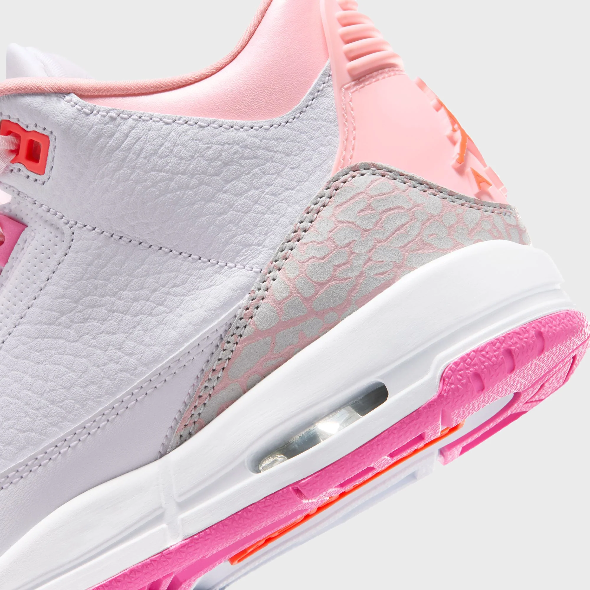 Jordan GS Air Jordan 3 Retro - Pearl Pink / Hyper Orange / Pink Bloom / Pink Glow - Image 7
