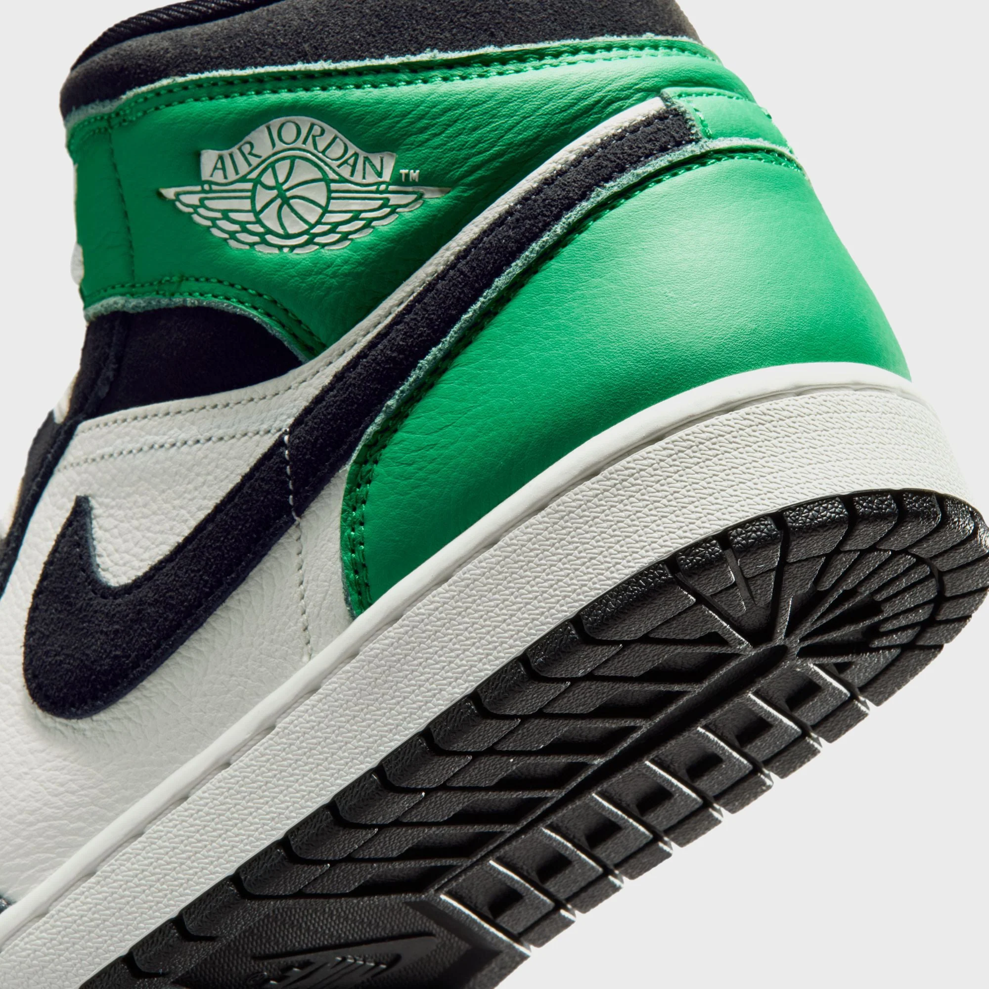 Jordan Air Jordan 1 Mid SE - Summit White / Lucky Green / University Gold / Black - Image 8