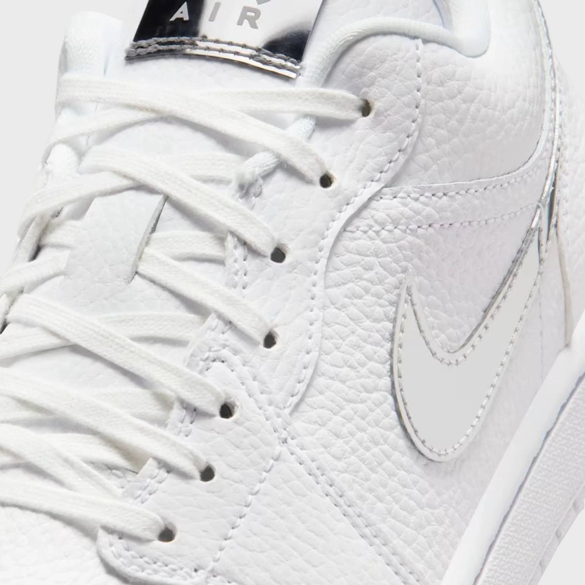 Jordan WMNS Air Jordan 1 Low SE - White / Metallic Silver - Image 6