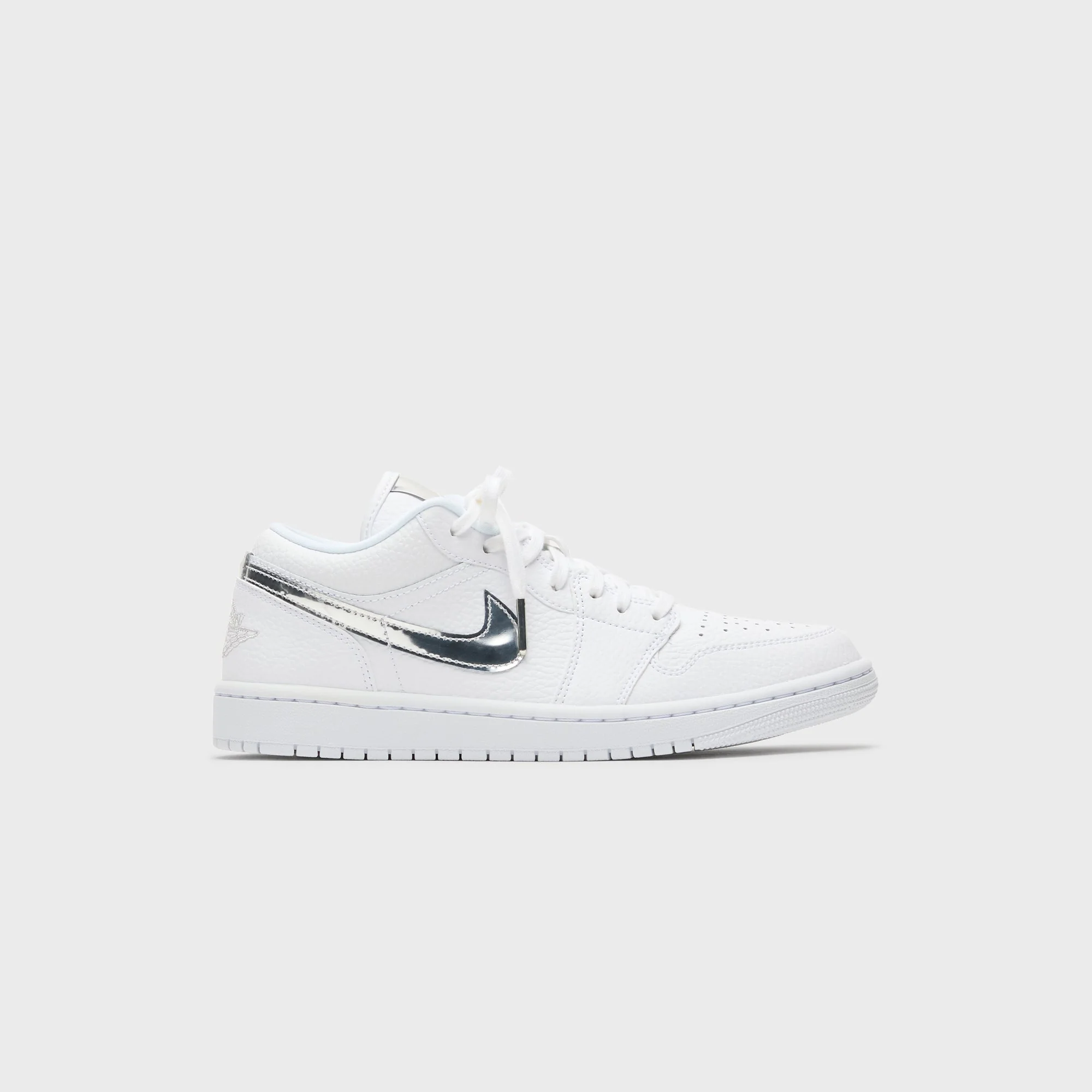 Jordan WMNS Air Jordan 1 Low SE - White / Metallic Silver - Image 8