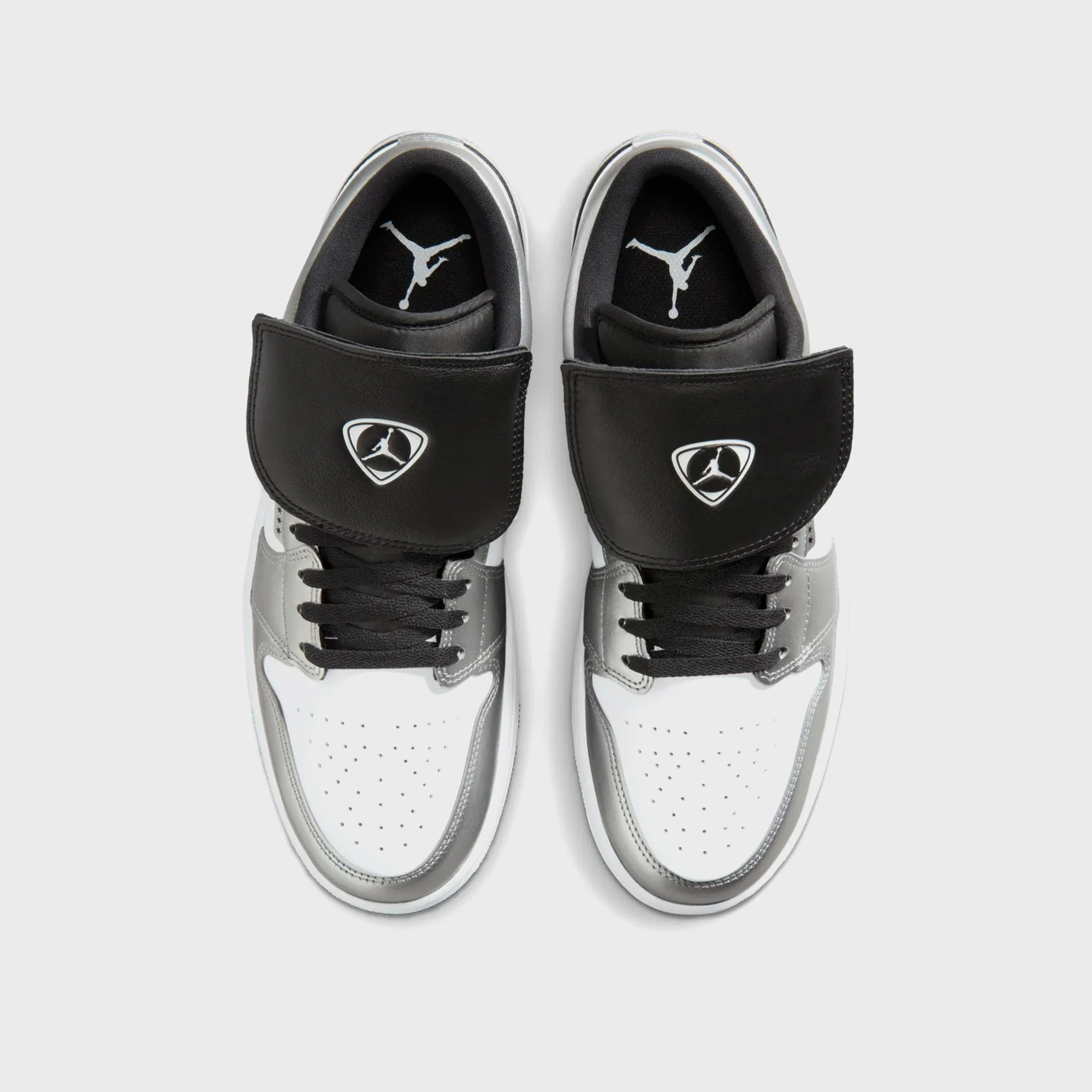 Jordan Air Jordan 1 Low SE - White / Metallic Silver / Black - Image 3