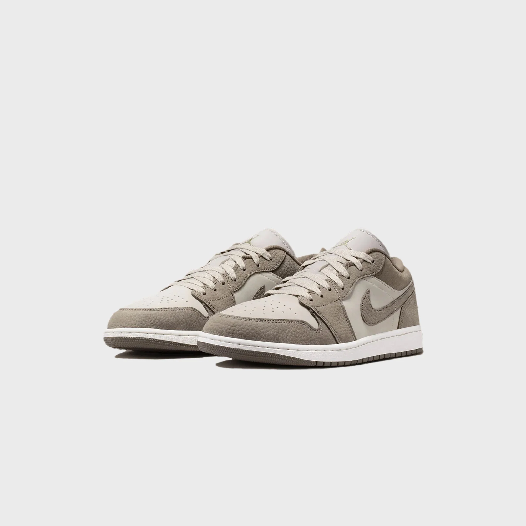 Jordan Air Jordan 1 Low - Olive Grey / Cream - Image 2