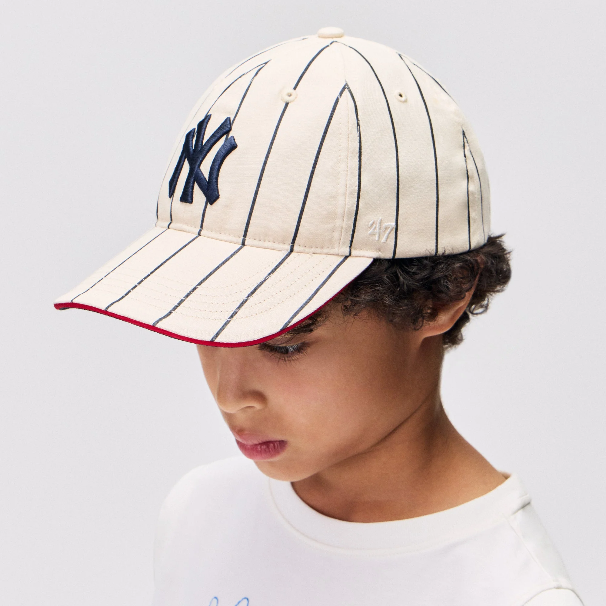 Kith Kids & '47 for the New York Yankees Pinstripe Snapback Classic Cap - Silk - Image 2