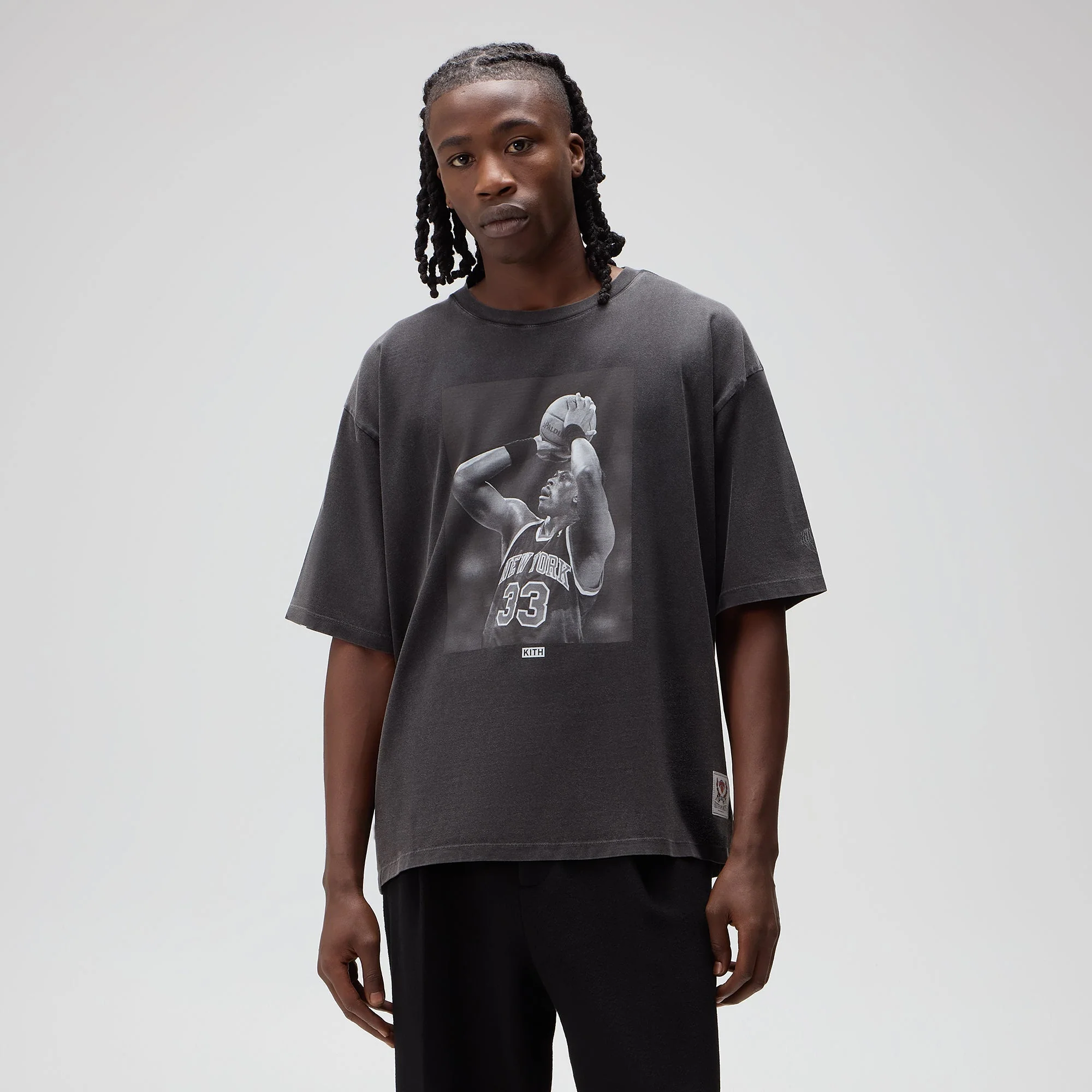 Kith for the New York Knicks Patrick Ewing Vintage Tee - Black - Image 2