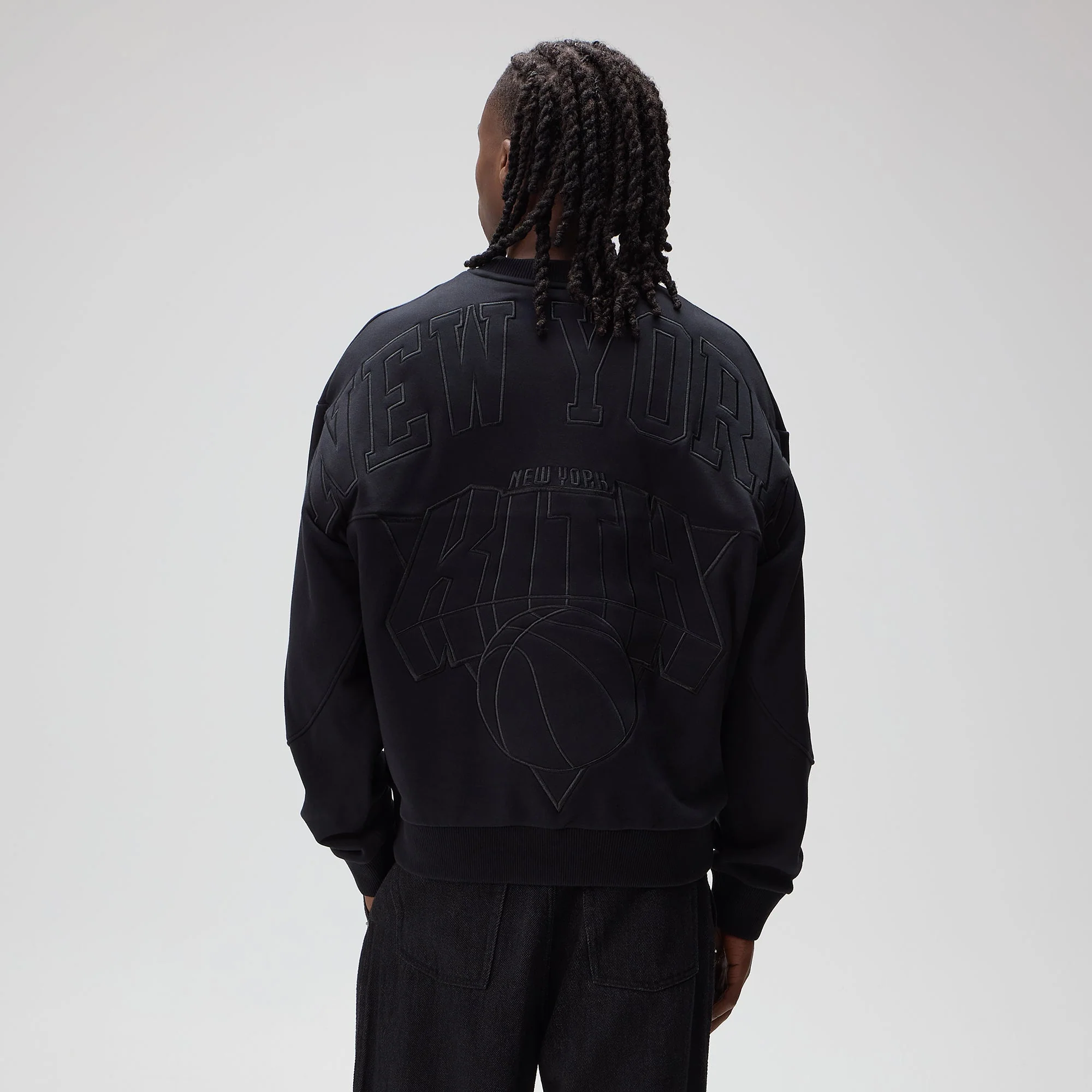 Kith for the New York Knicks Tonal Vintage Crewneck - Black - Image 3
