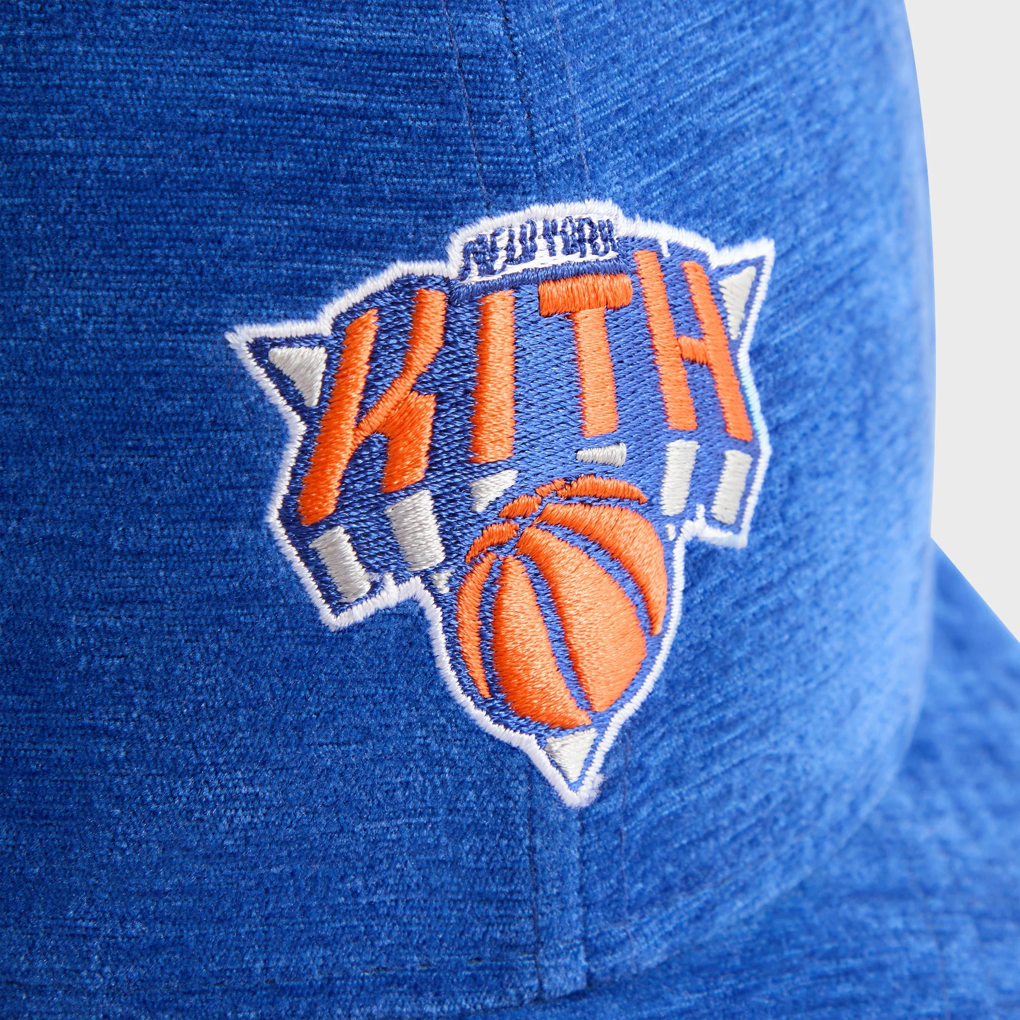 Kith & New Era for the New York Knicks Chenille 59FIFTY Low Profile Fitted Cap - Royal - Image 5