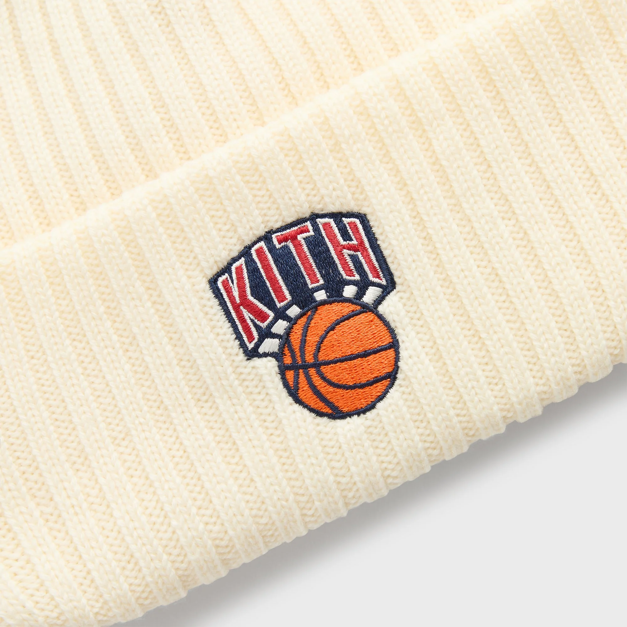 Kith & New Era for the New York Knicks Knit Beanie - Sandrift - Image 4