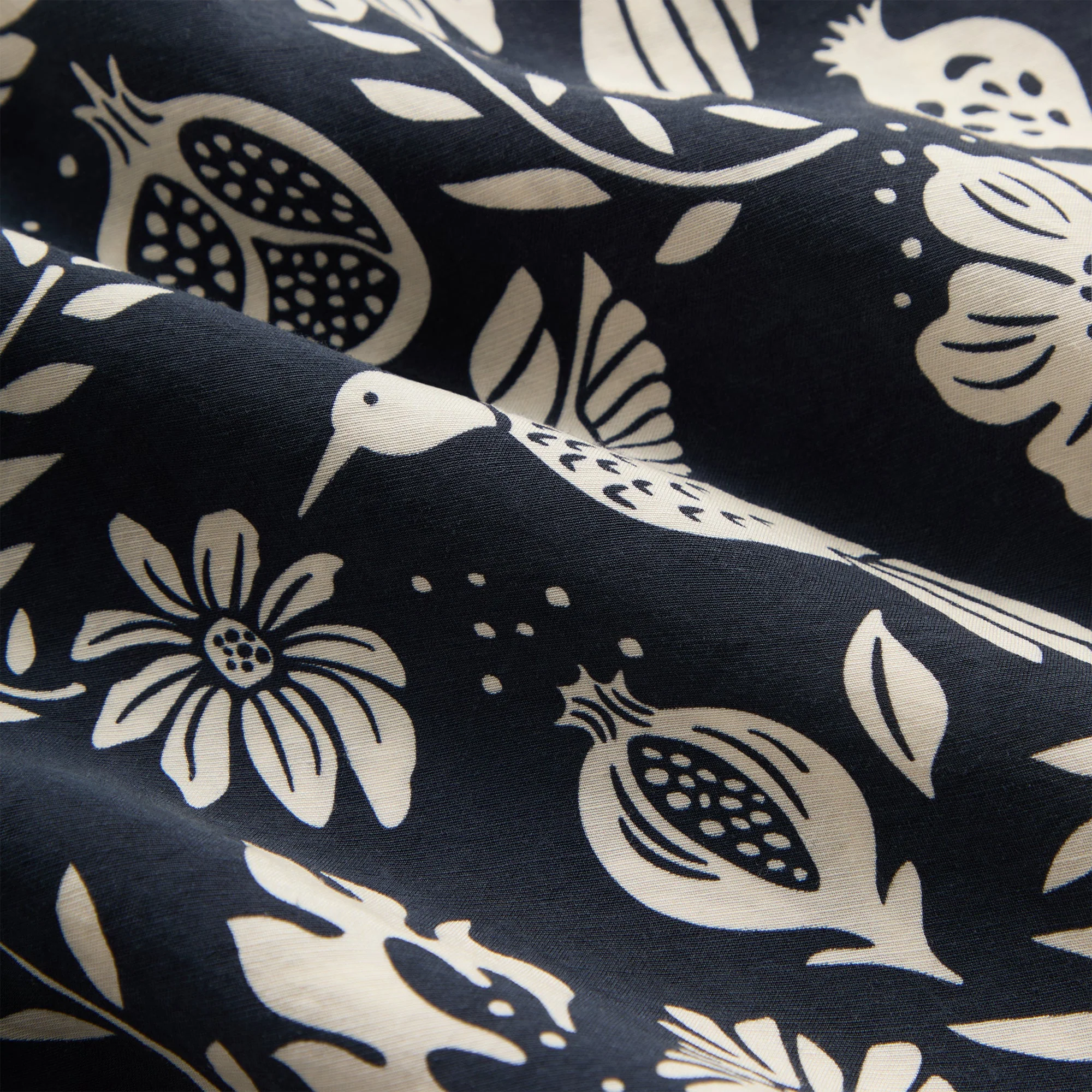 Kith Cupro Linen Curtis Short - Nocturnal - Image 5