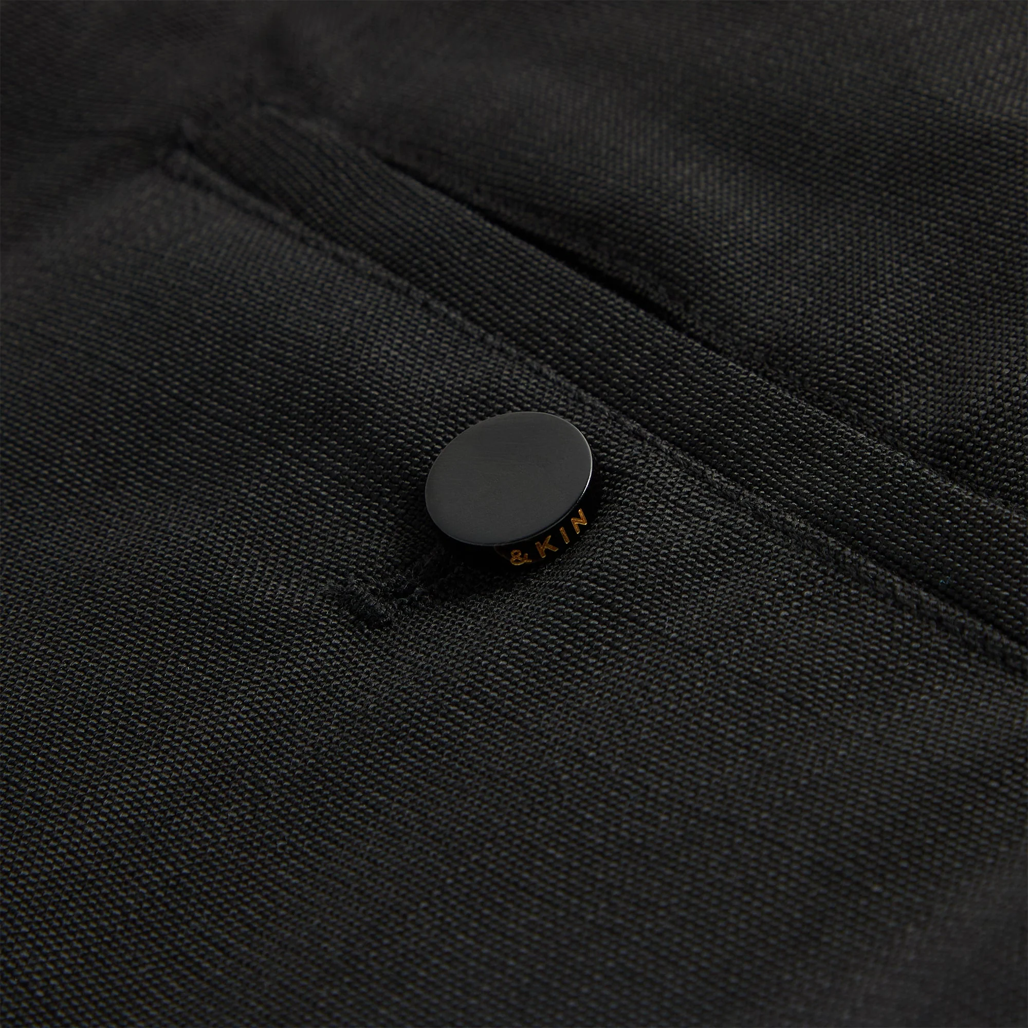 &Kin Textured Viscose Conley Cargo Short - Black - Image 4