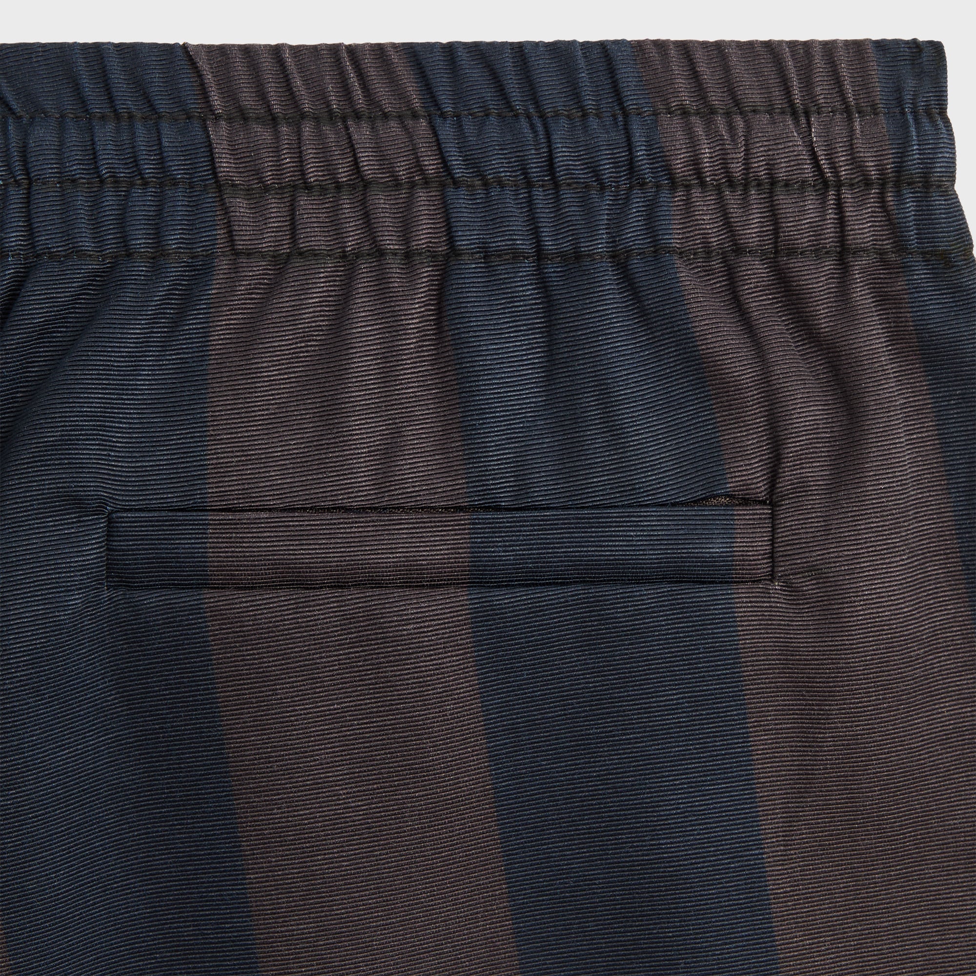 &Kin Faille Adi Short - Cosmos - Image 4