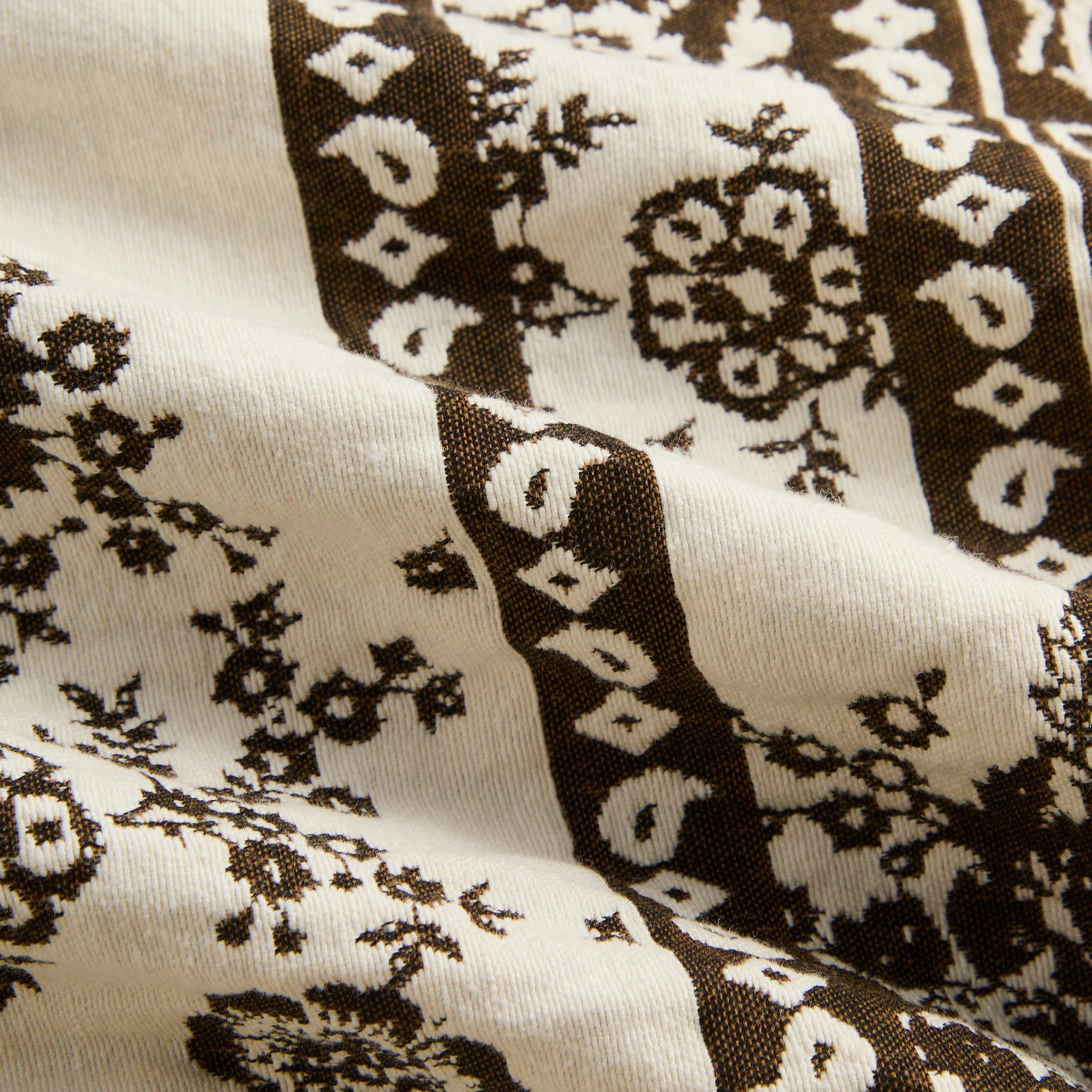 Kith Bandana Jacquard Lewis Short - Coffee - Image 5
