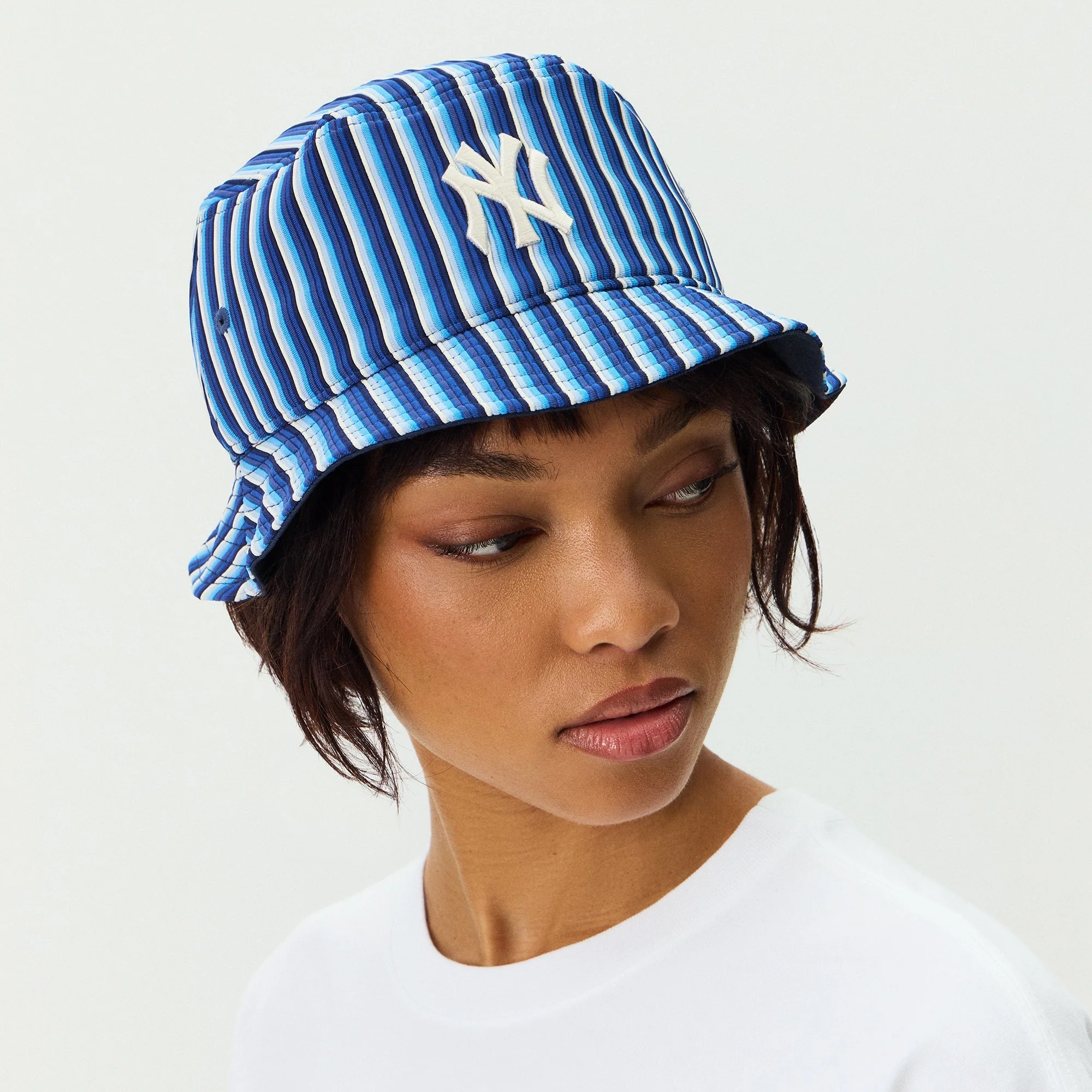 Kith Women & '47 for the New York Yankees Bucket Hat - Nocturnal - Image 2