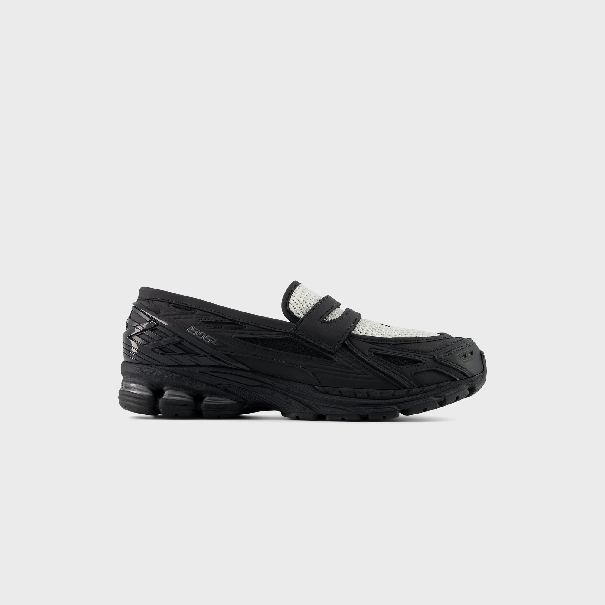 New Balance 1906L - Black / Angora