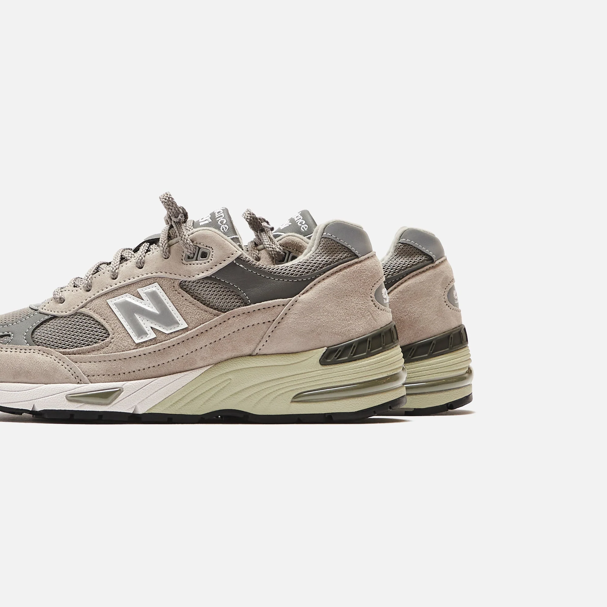 New Balance WMNS Made in UK 991 - Grey - Image 3