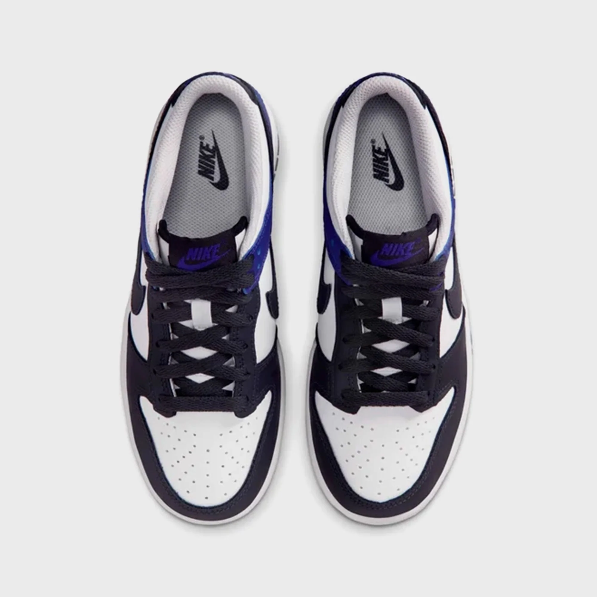 Nike Dunk Low - White / Dark Smoke Grey / Deep Night - Image 4