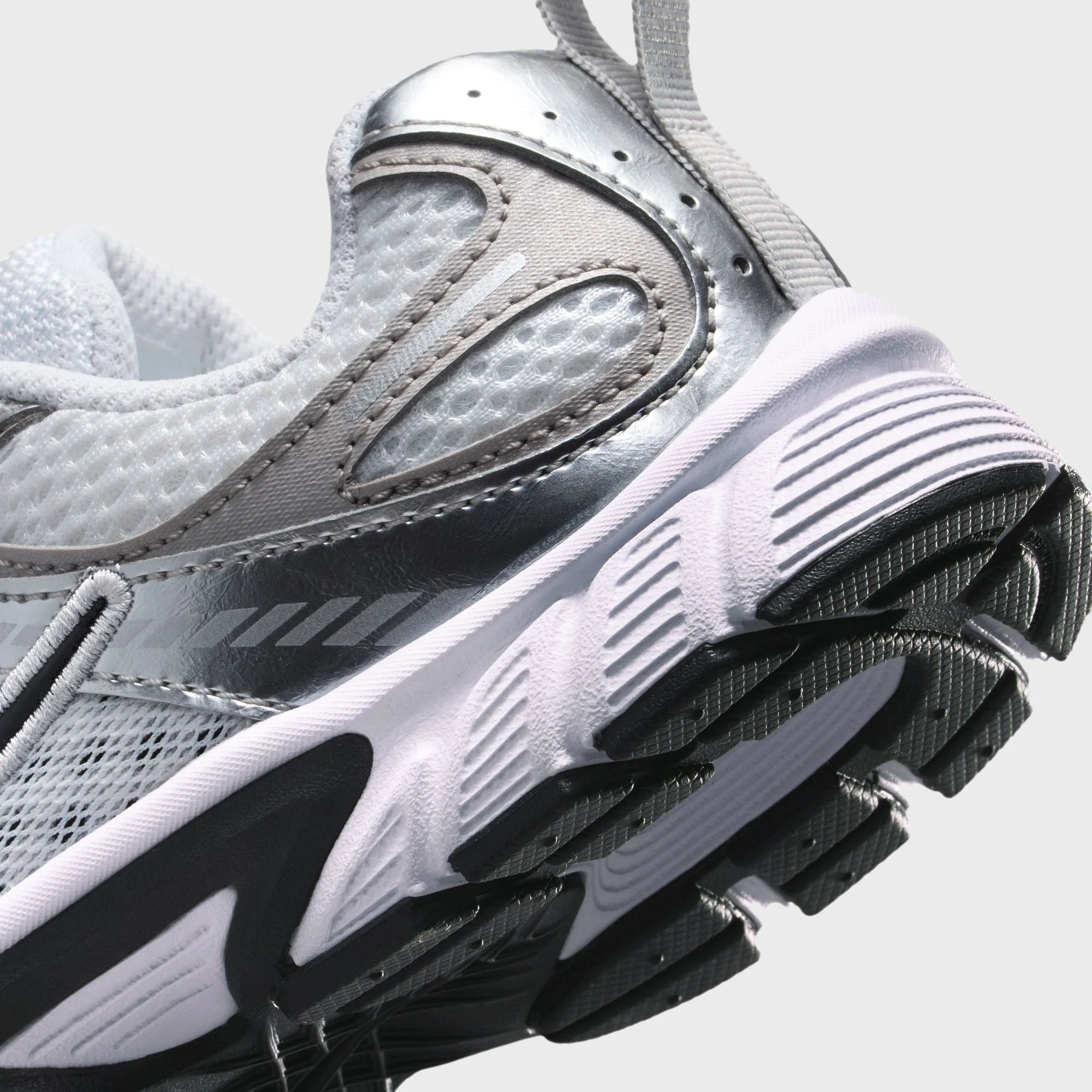 Nike PS V5 RNR - White / Black / Vast Grey / College Grey - Image 8