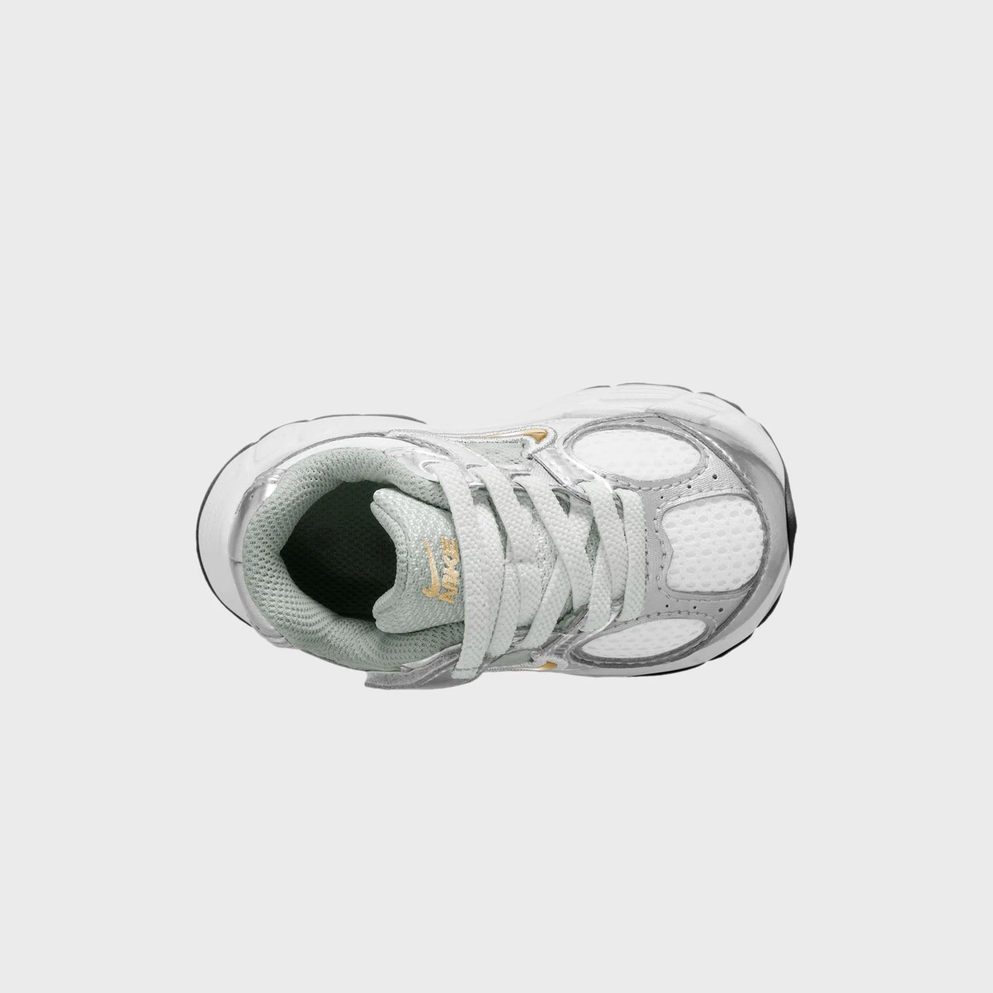 Nike V5 Rnr - White / Metallic Gold / Metallic Silver - Image 5