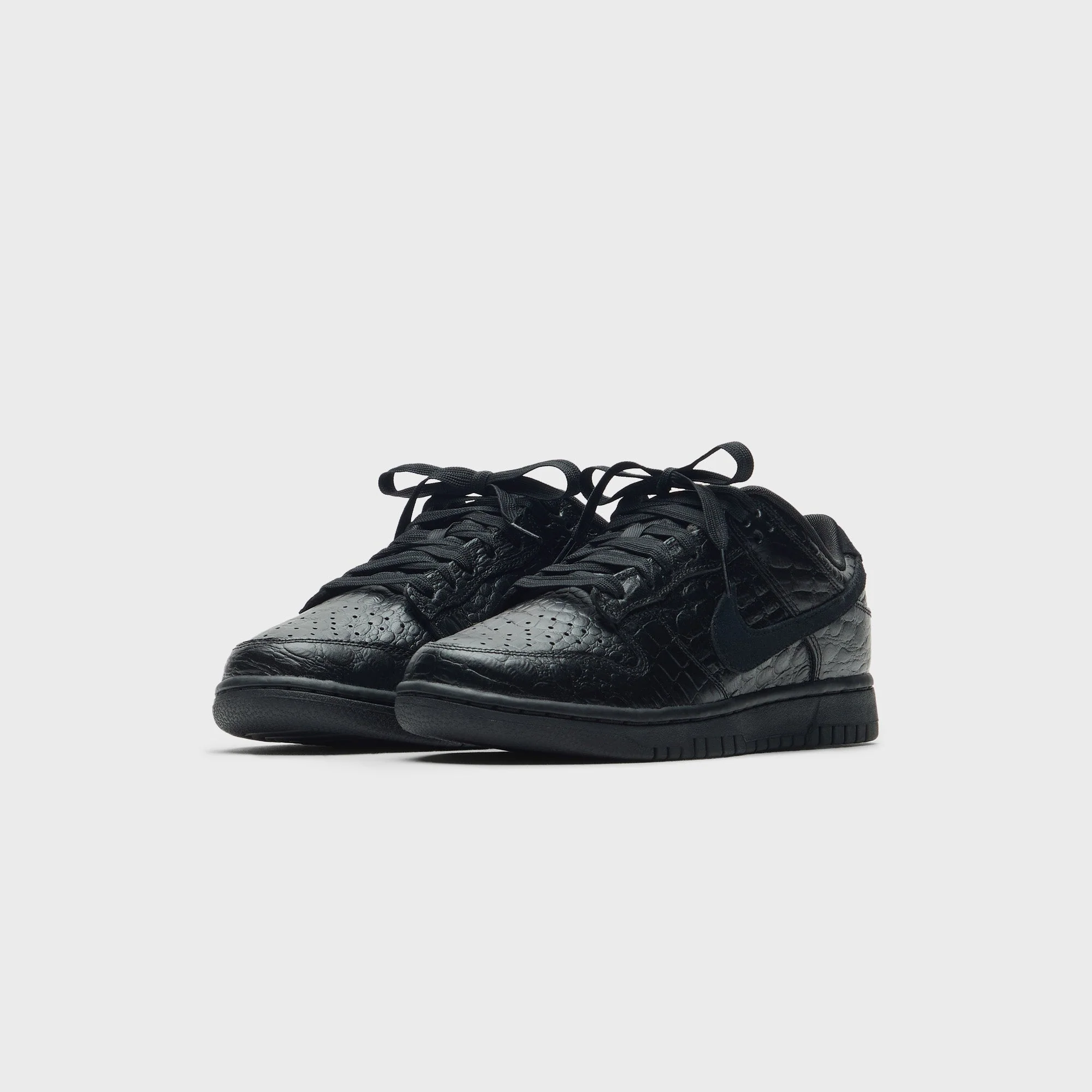 Nike WMNS Dunk Low - Black / Black / Metallic Gold / Off Noir - Image 2