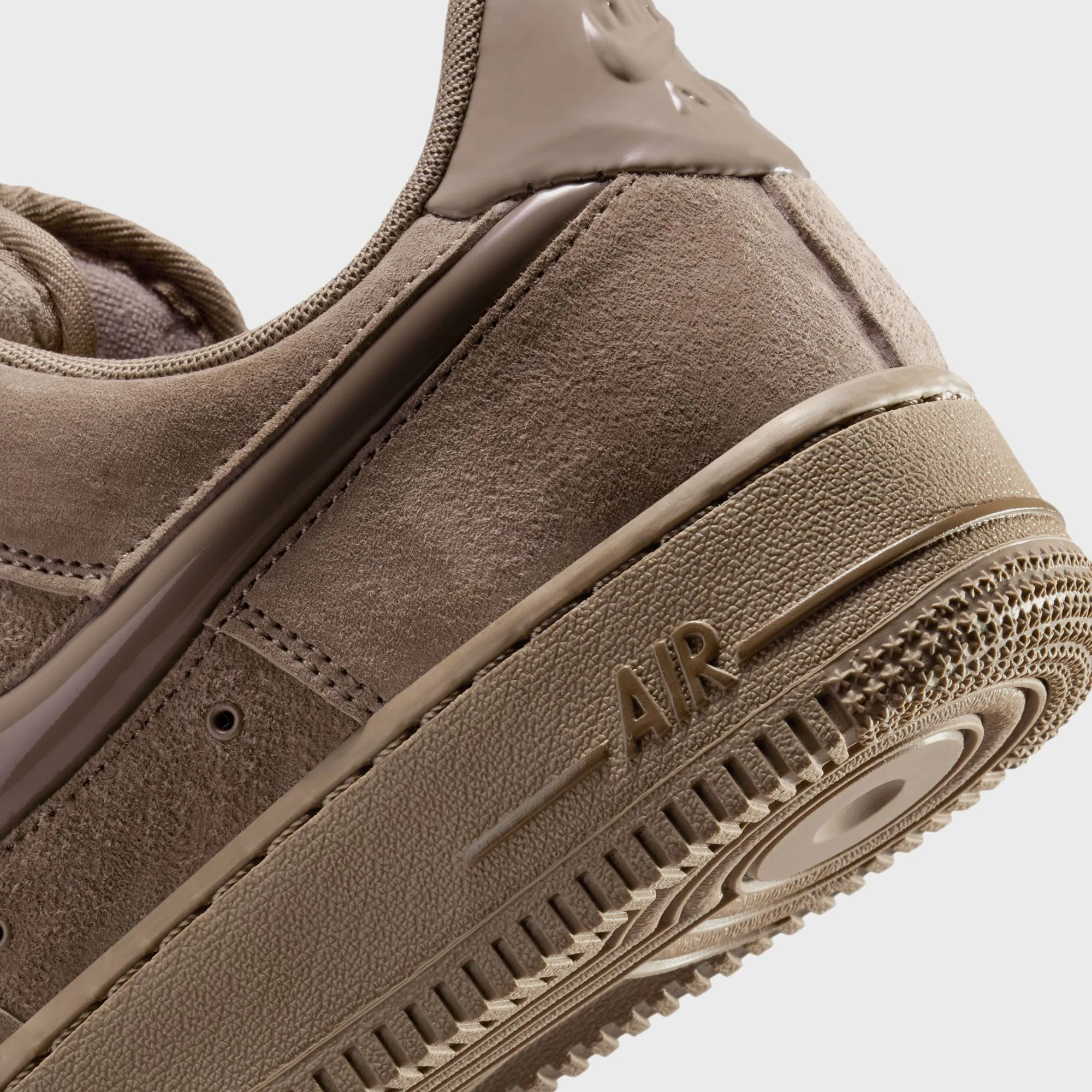 Nike WMNS Air Force 1 '07 - Mink Brown / Black - Image 7