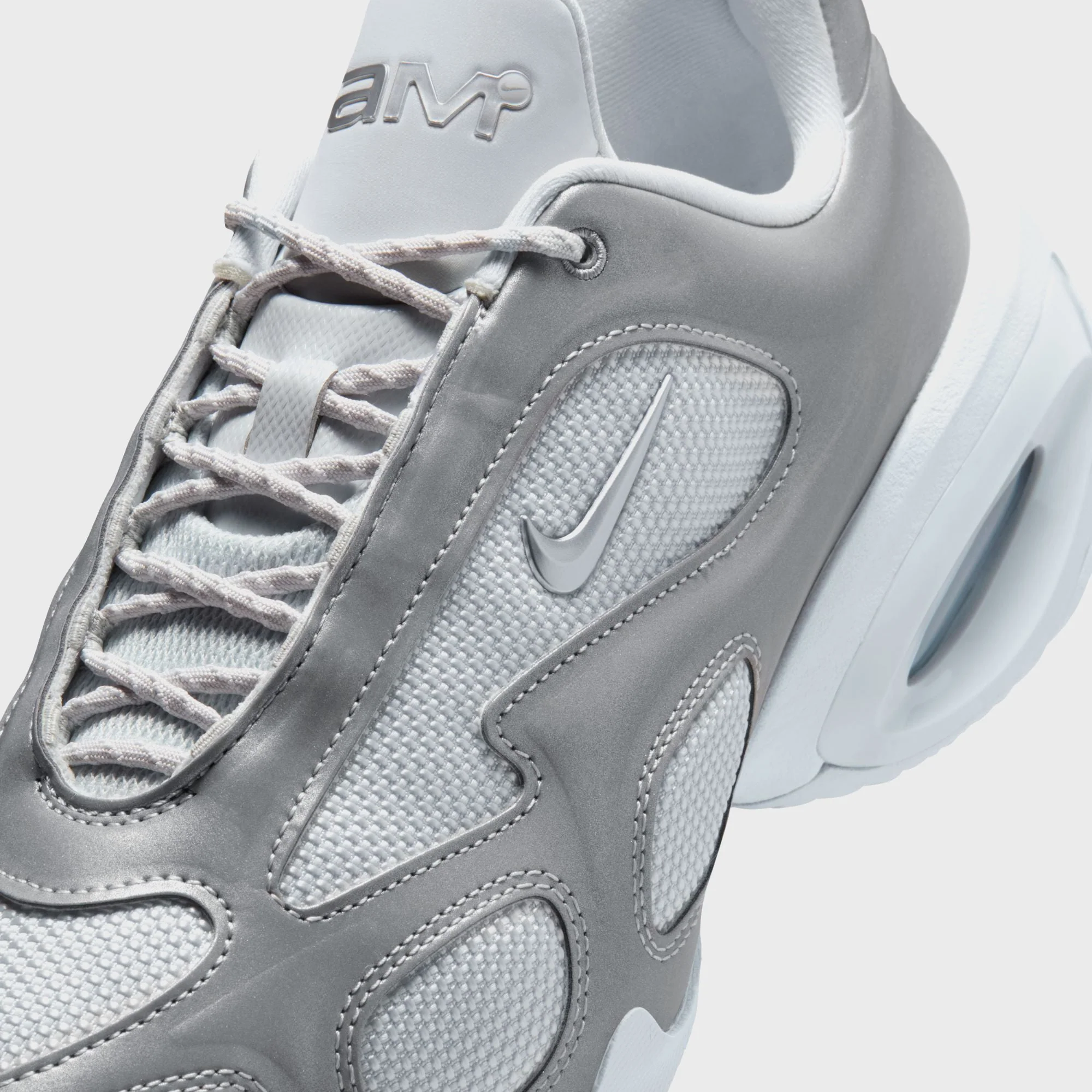 Nike WMNS Air Max Muse - Reflective Pure Platinum / Metallic Silver - Image 6