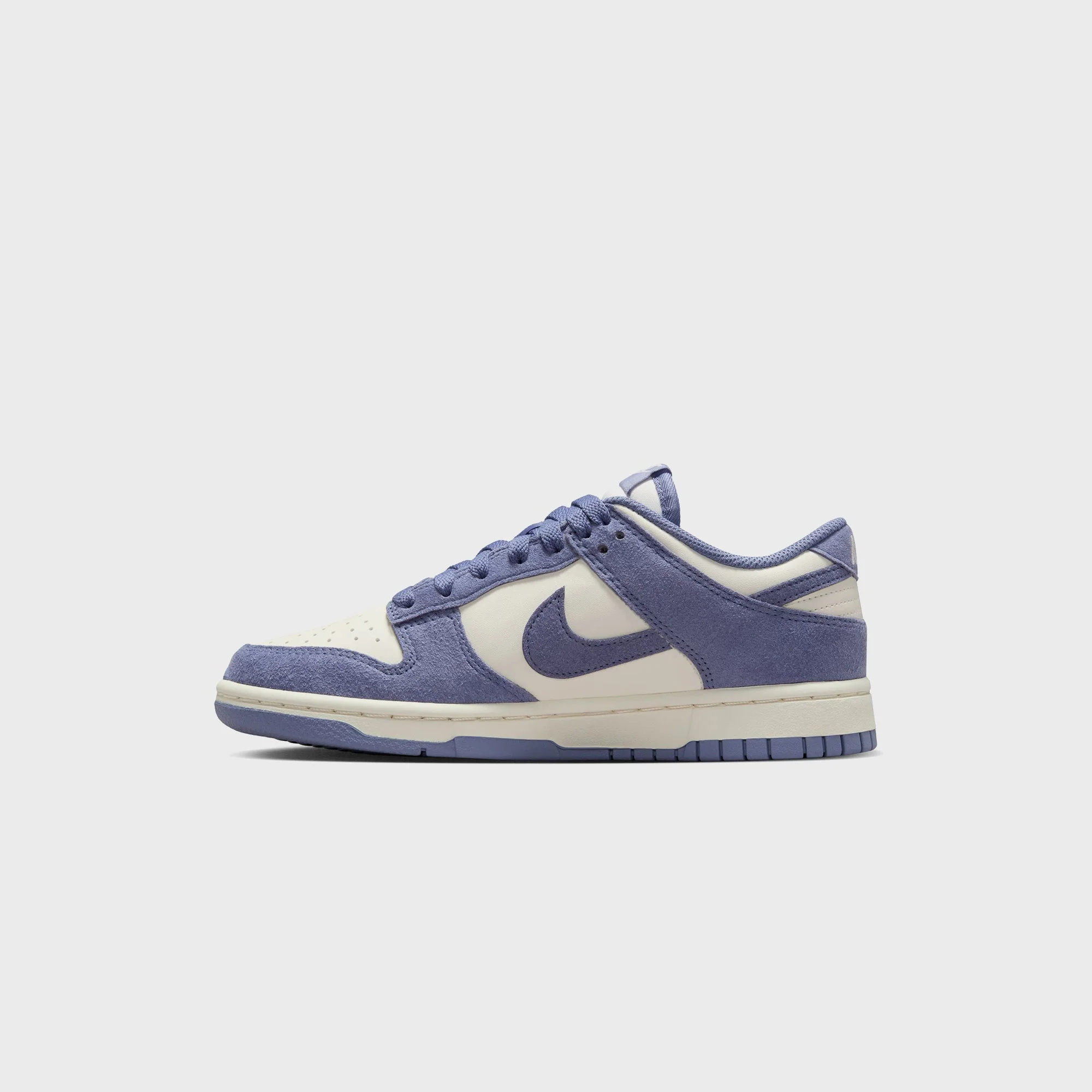 Nike WMNS Dunk Low - Sail / World Indigo / Metallic Silver - Image 5
