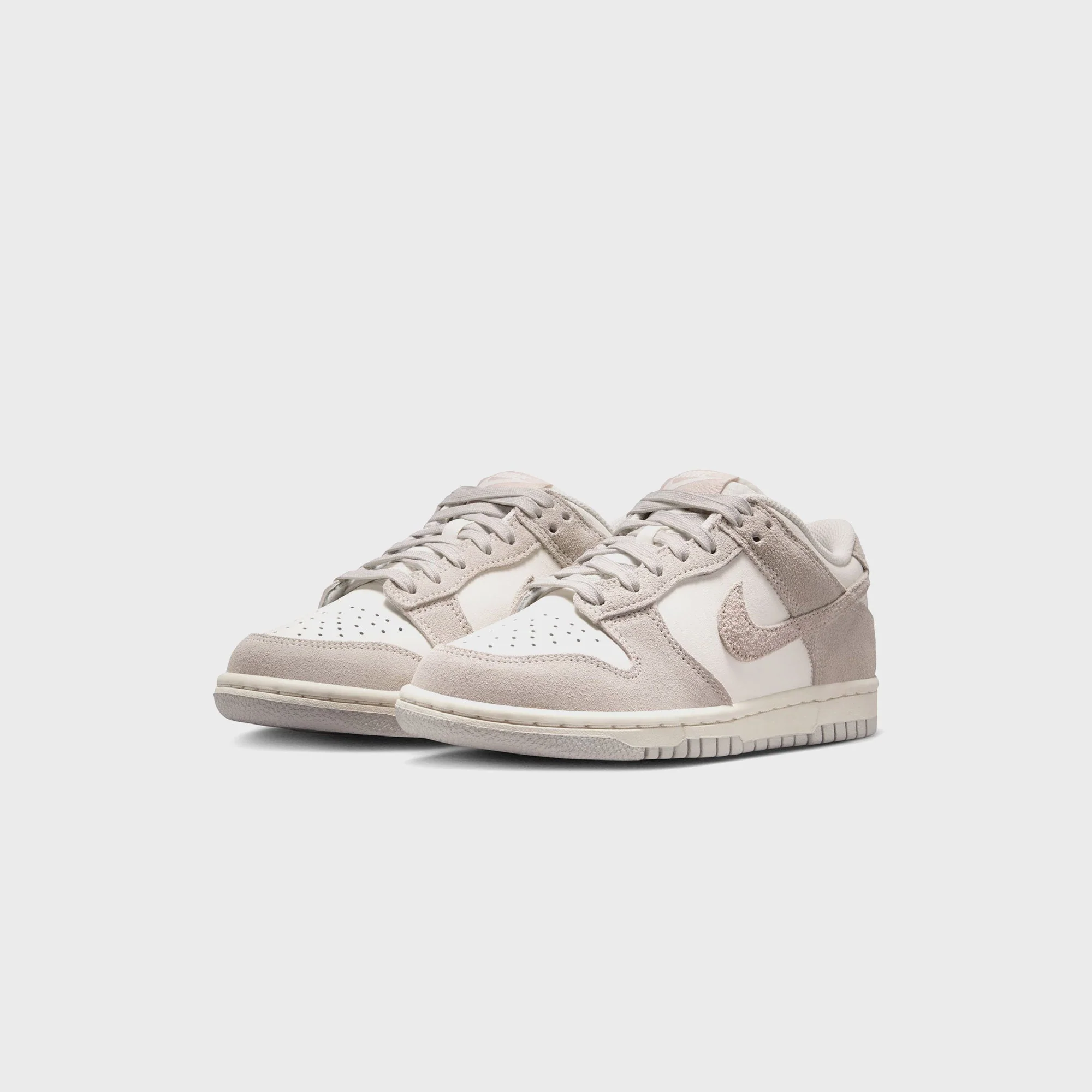 Nike GS Dunk Low - Beige - Image 3