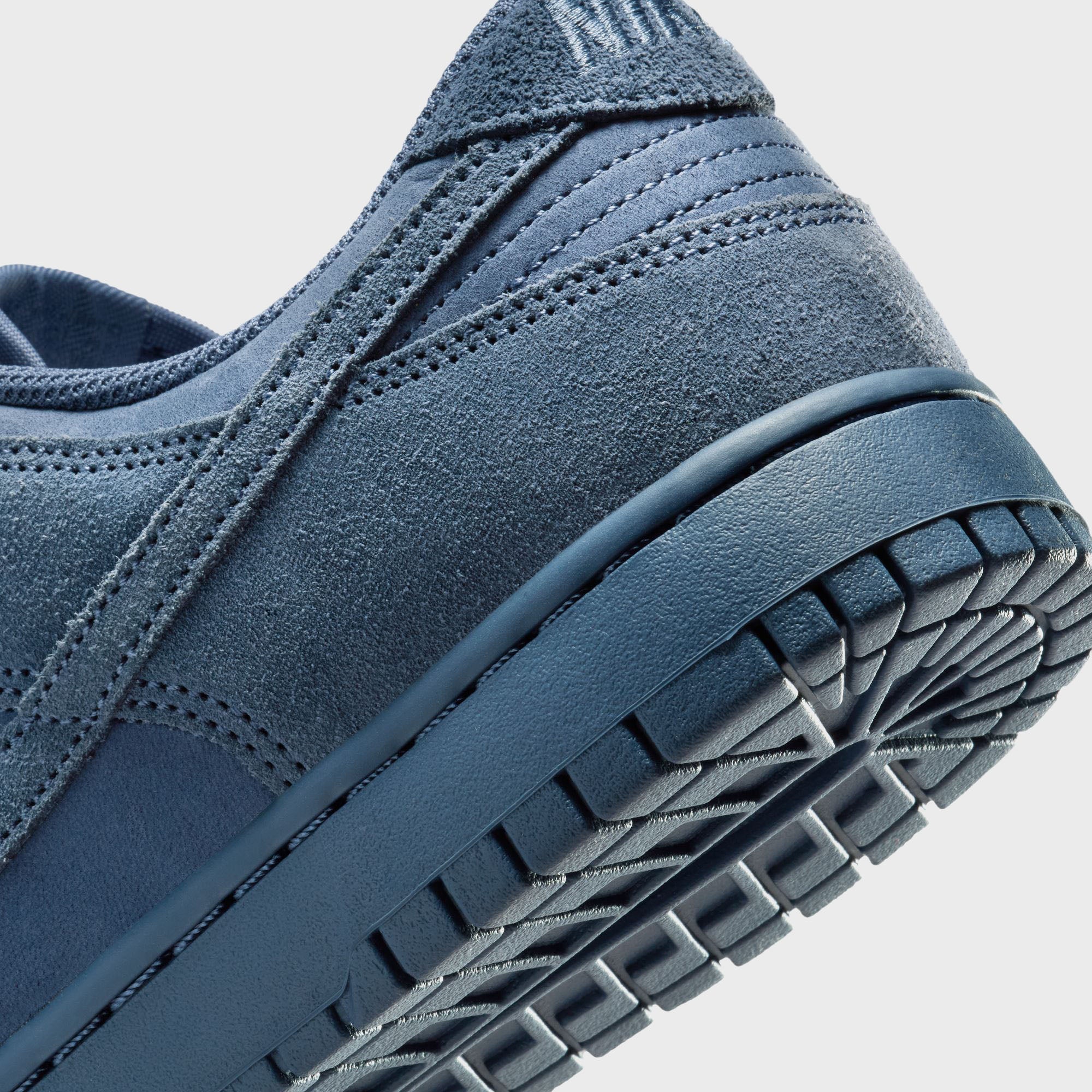 Nike Dunk Low Retro SE - Diffused Blue - Image 8