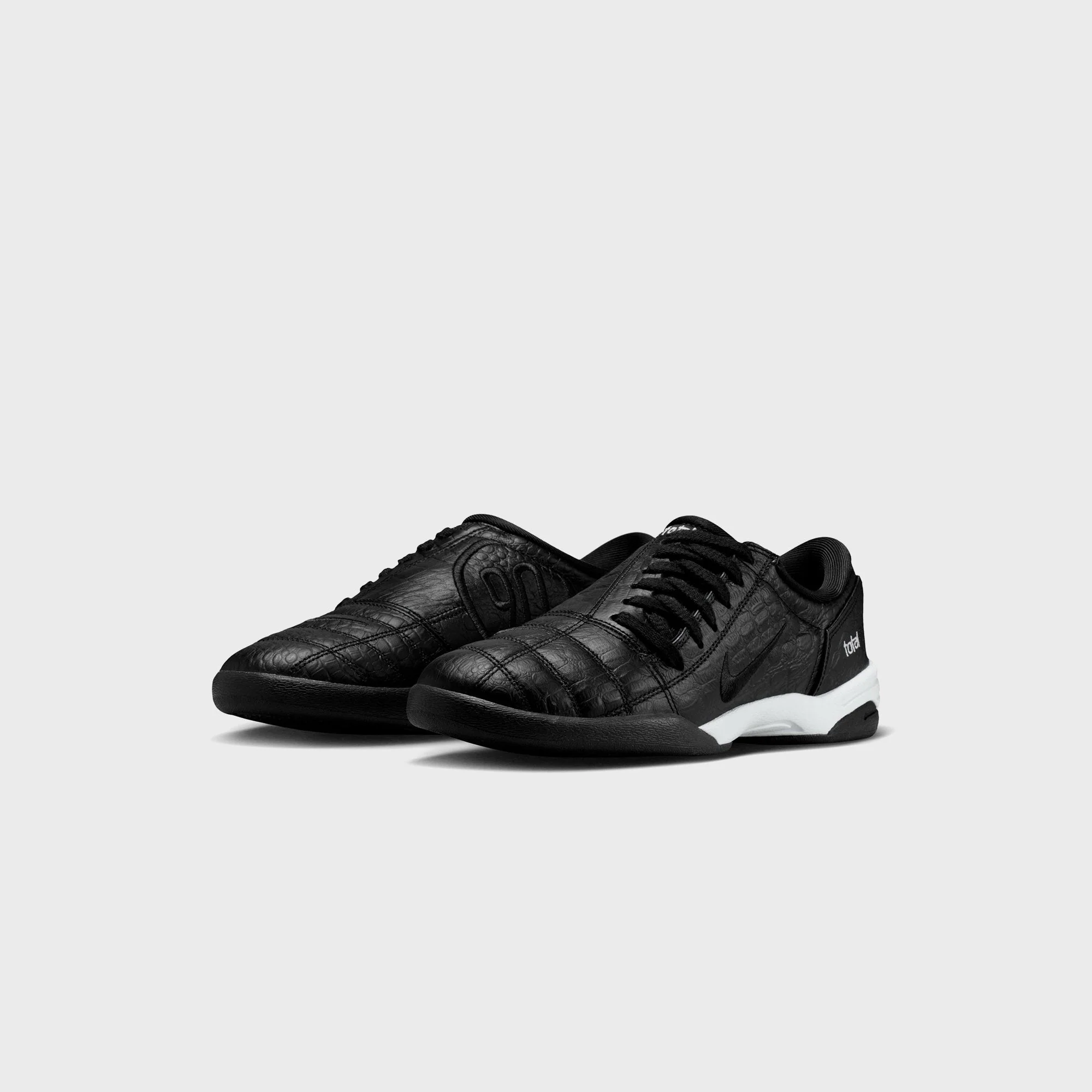 Nike WMNS Total 90 - Black / Black / White - Image 3