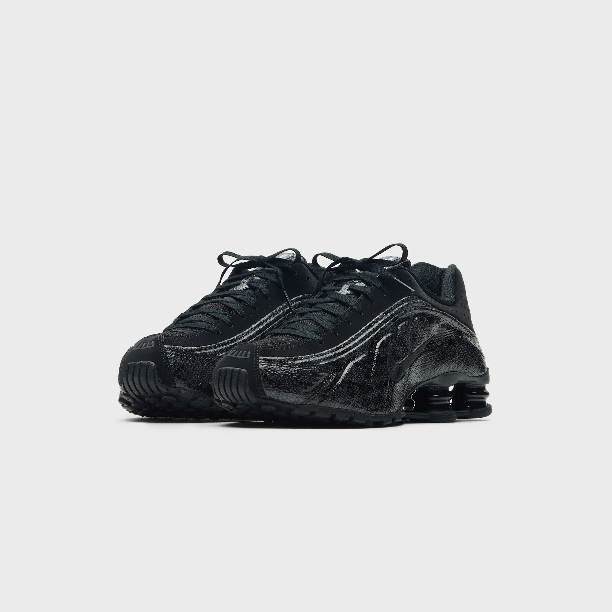 Nike WMNS Shox R4 - Print Black / Black / Metallic Silver / Dark Grey - Image 2
