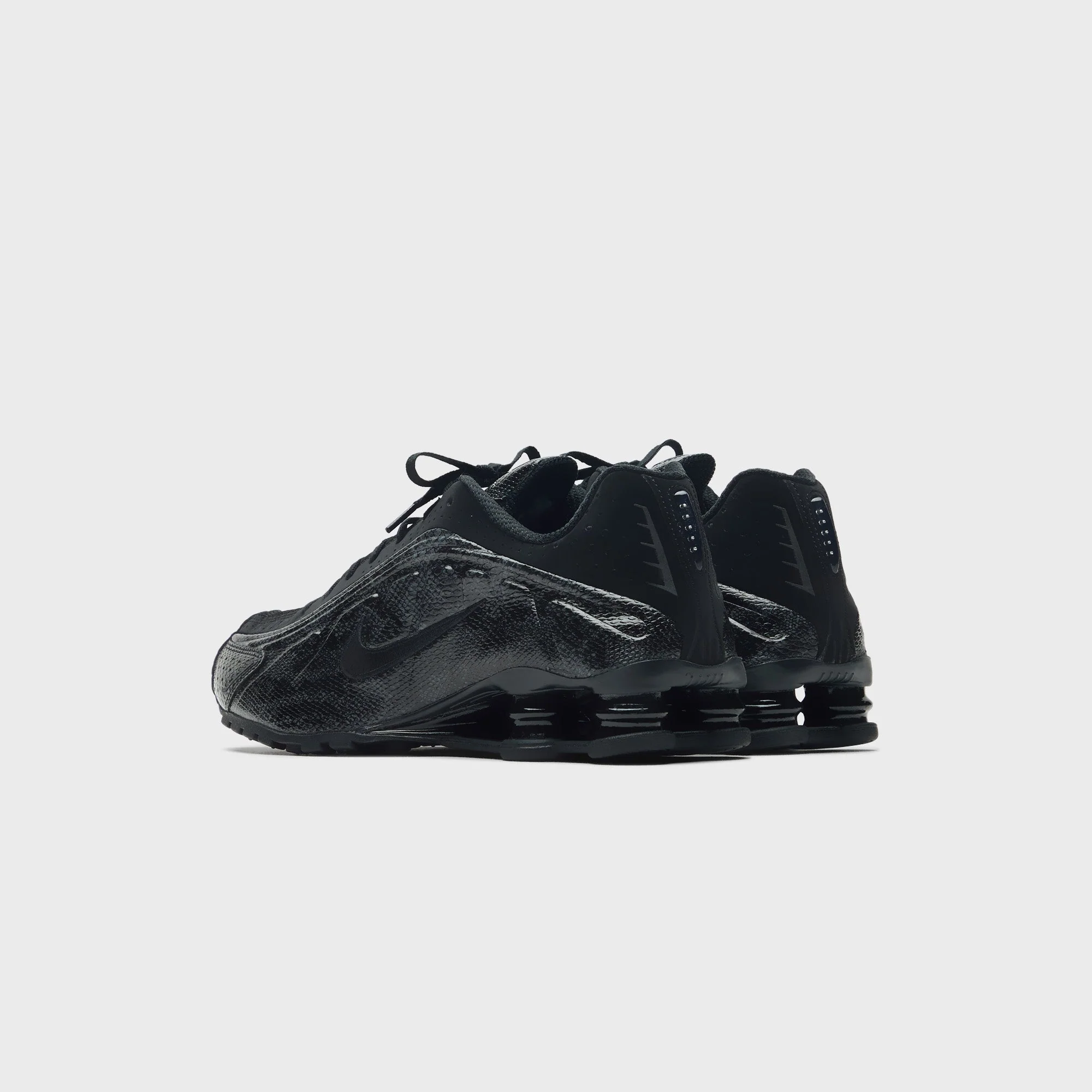 Nike WMNS Shox R4 - Print Black / Black / Metallic Silver / Dark Grey - Image 4