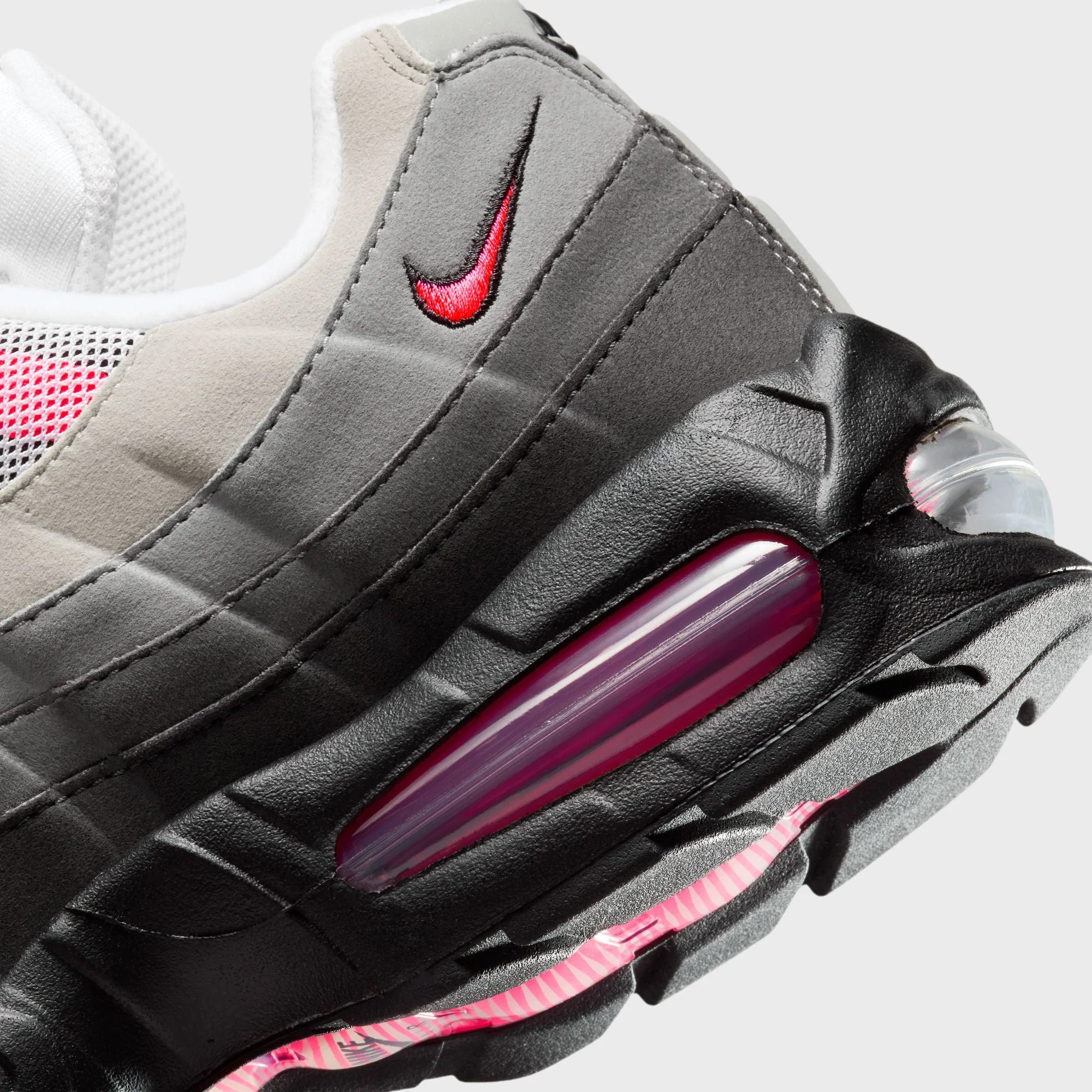 Nike Air Max 95 - Black / Solar Red / Medium Ash / Dark Pewter - Image 7