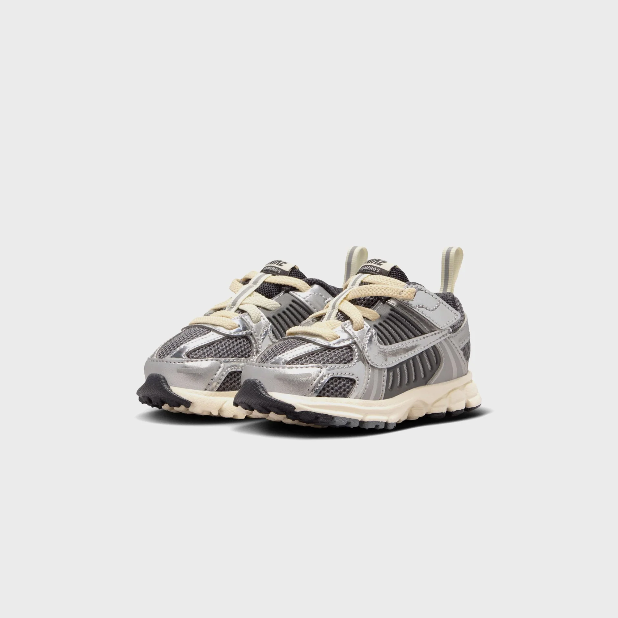 Nike TD Vomero 5 - Iron Grey / Chrome / Metallic Silver - Image 2