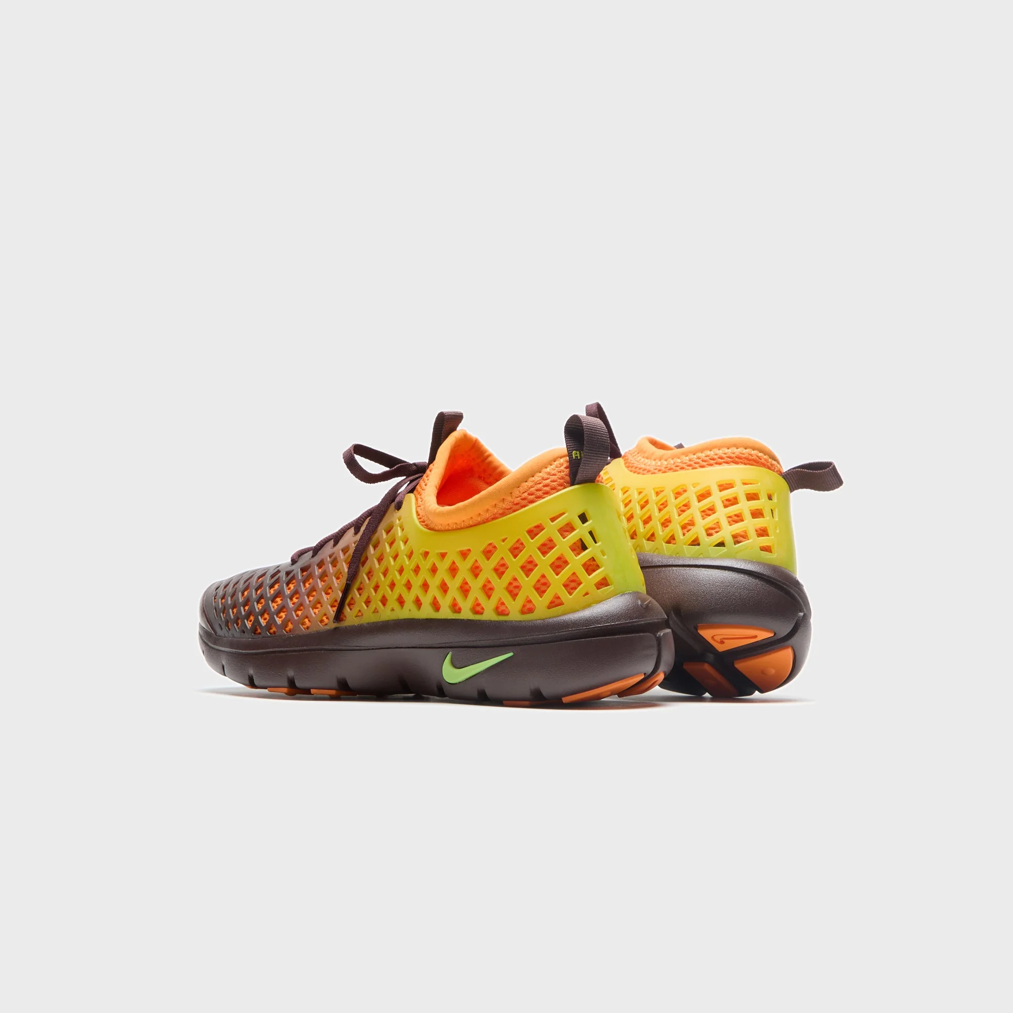 Nike WMNS Rejuven8 Run OG SE - Bright Cactus / Bright Ceramic - Image 3