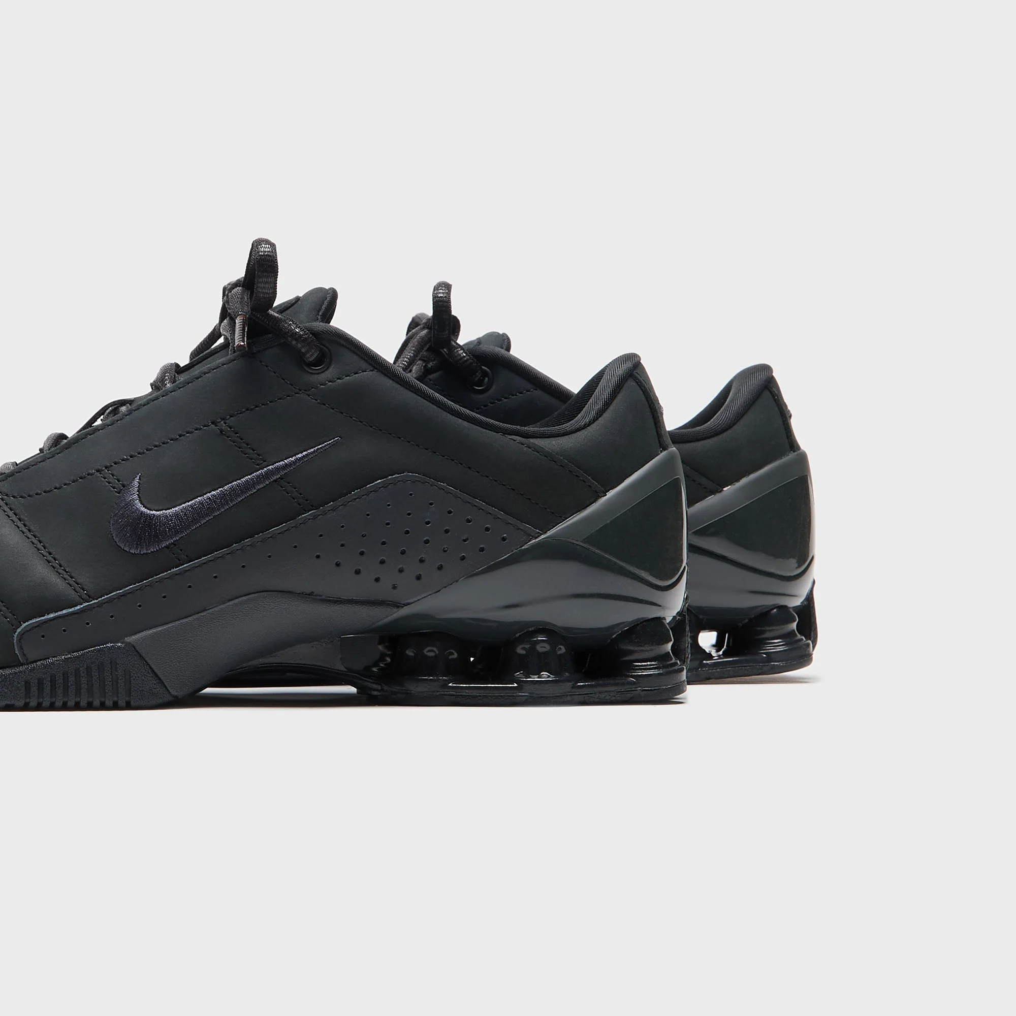 Nike WMNS Total 90 Shox Magia - Black / Anthracite / Off Noir / Metallic Silver - Image 4